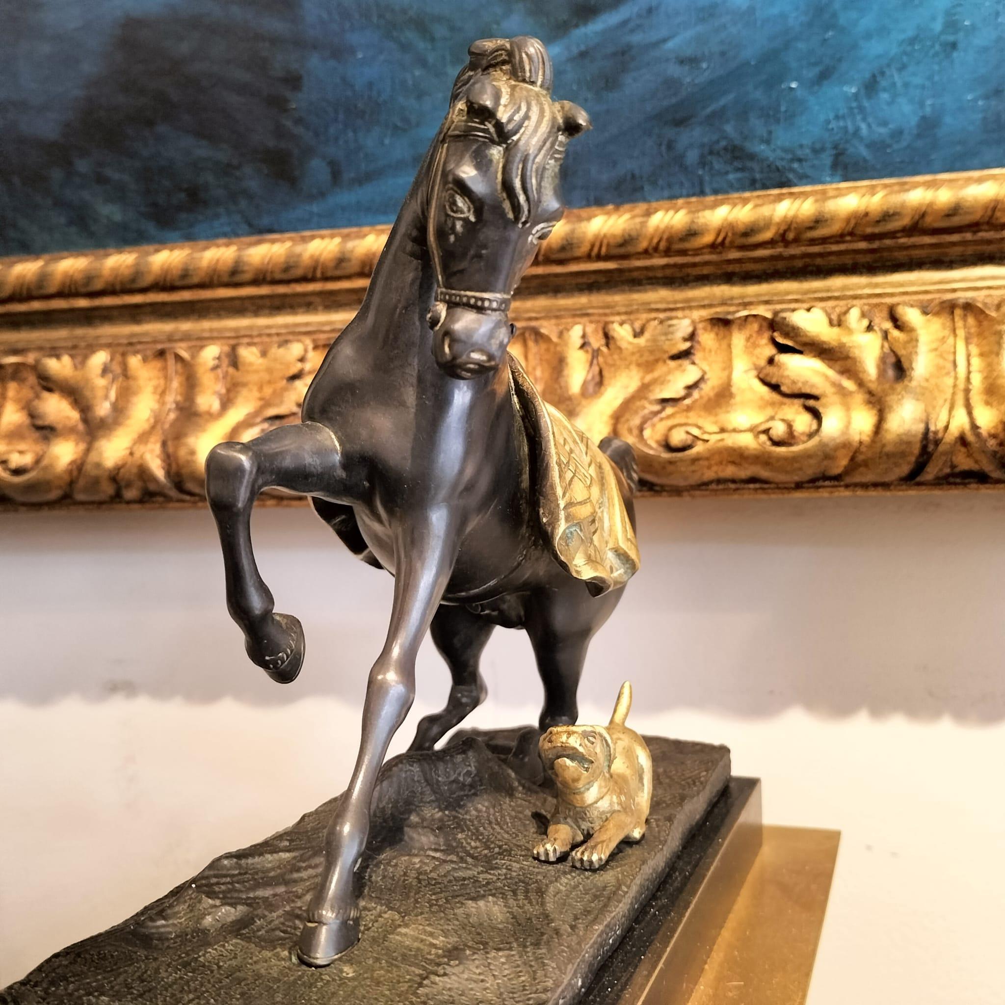 Empire Clock in representing a Horse and a Dog in Gilt Bronze, 19th Century For Sale 2