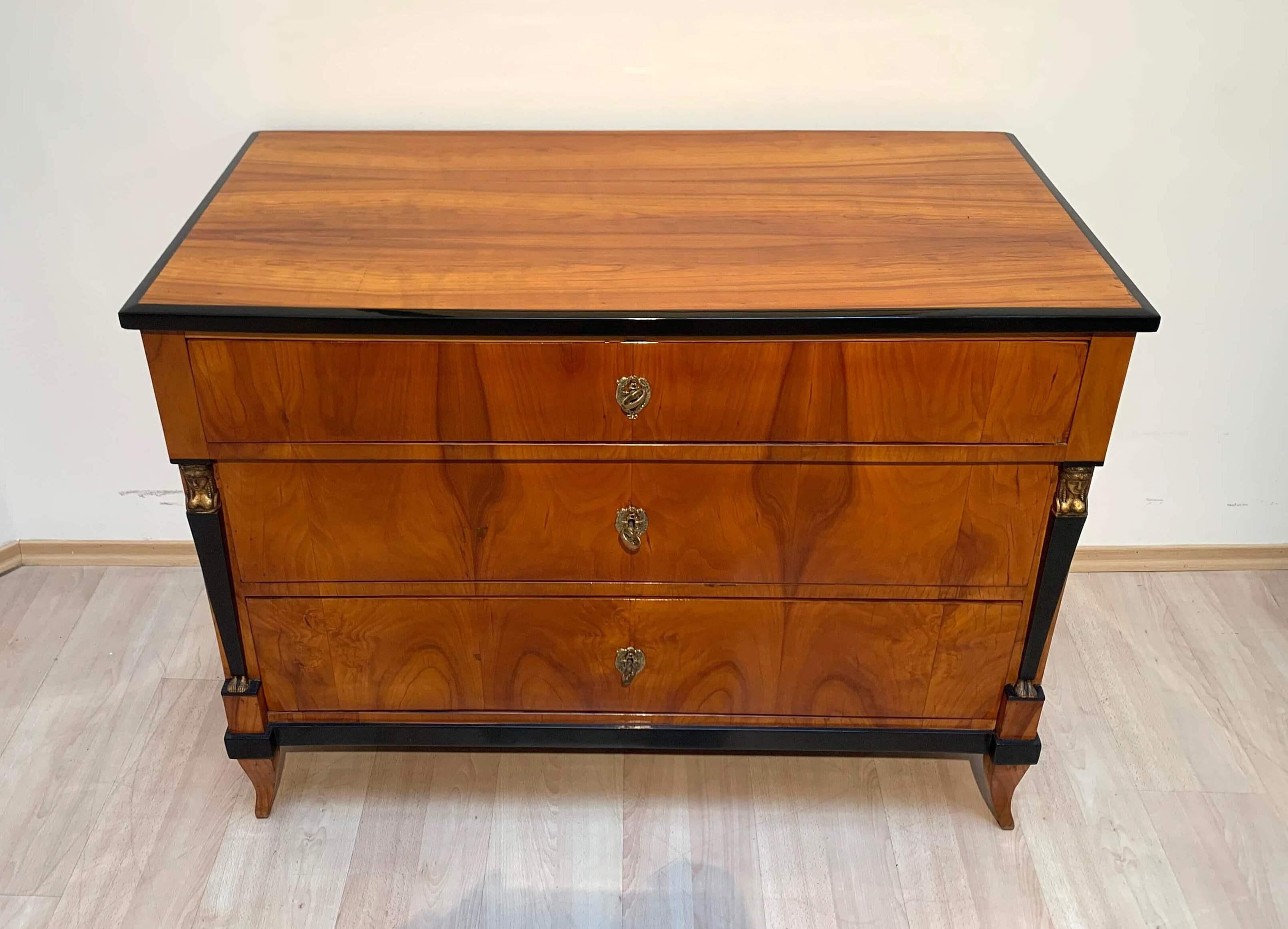 Ebonized Empire Commode with Caryatids, Cherry Veneer, South Germany, circa 1815 For Sale