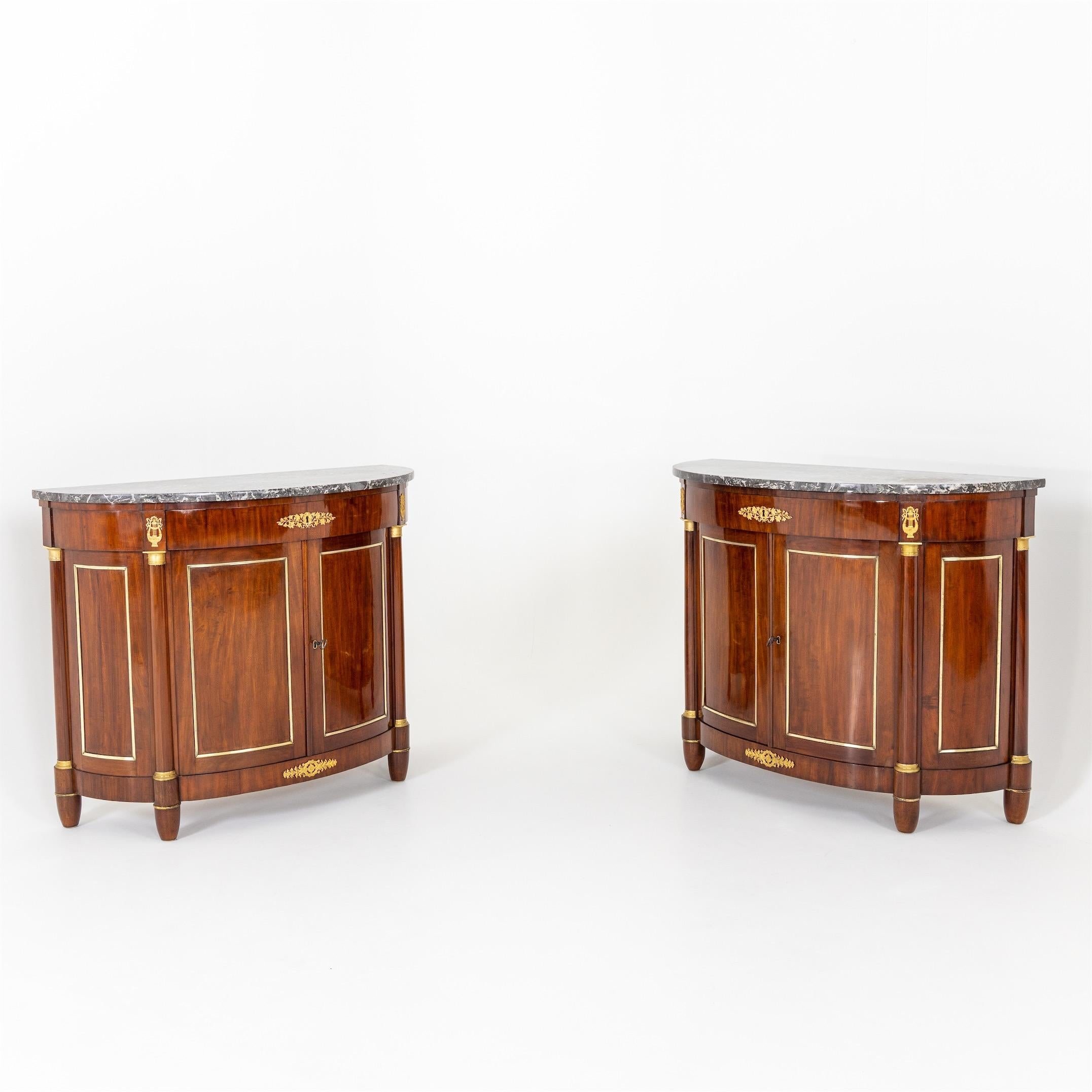 Empire Demi Lune Sideboards, France, c. 1810 In Good Condition In Greding, DE