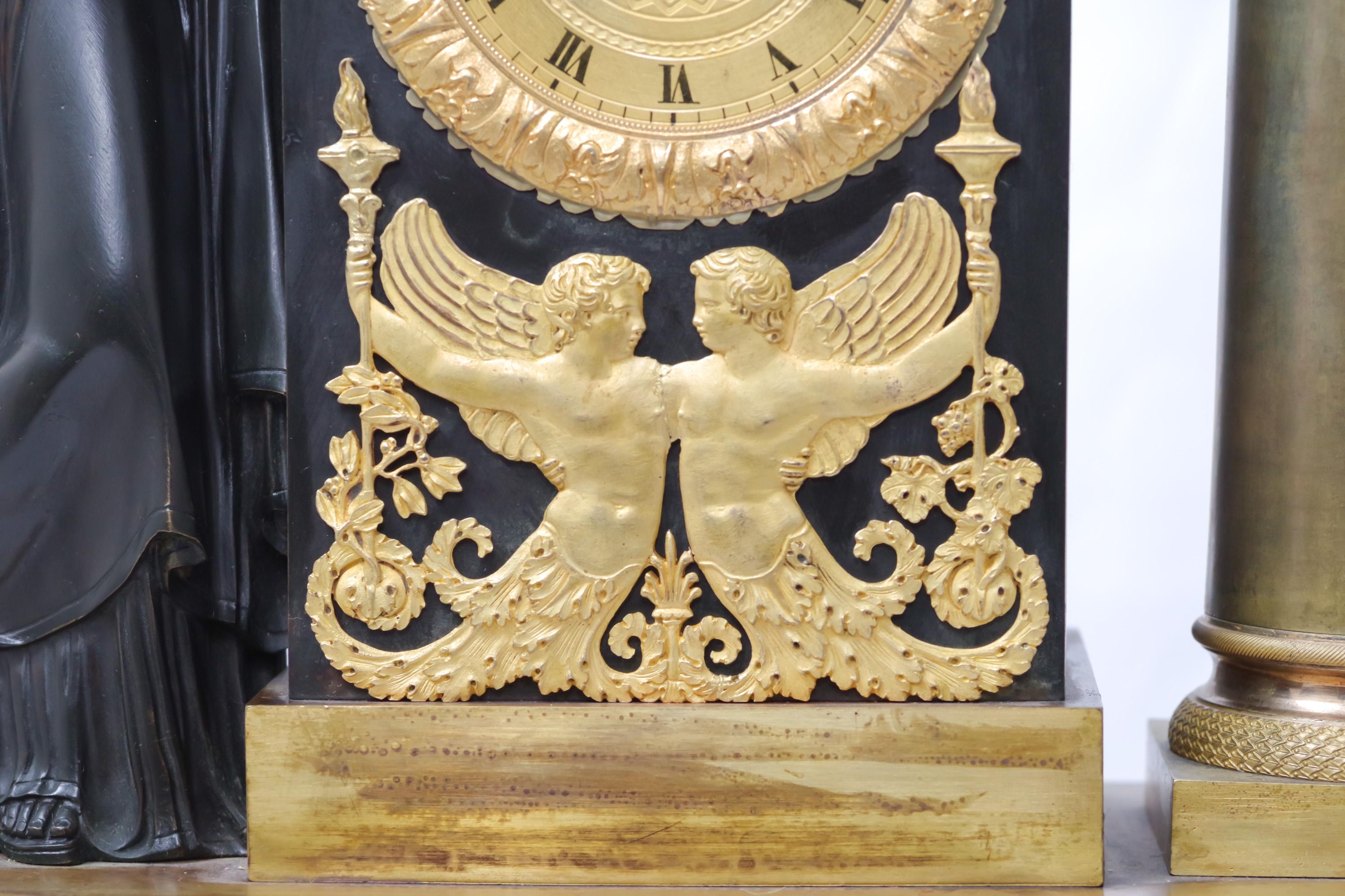 Empire Era Fire-Gilt Bronze Clock Representing a Figure in Neo-Egyptian Style For Sale 4