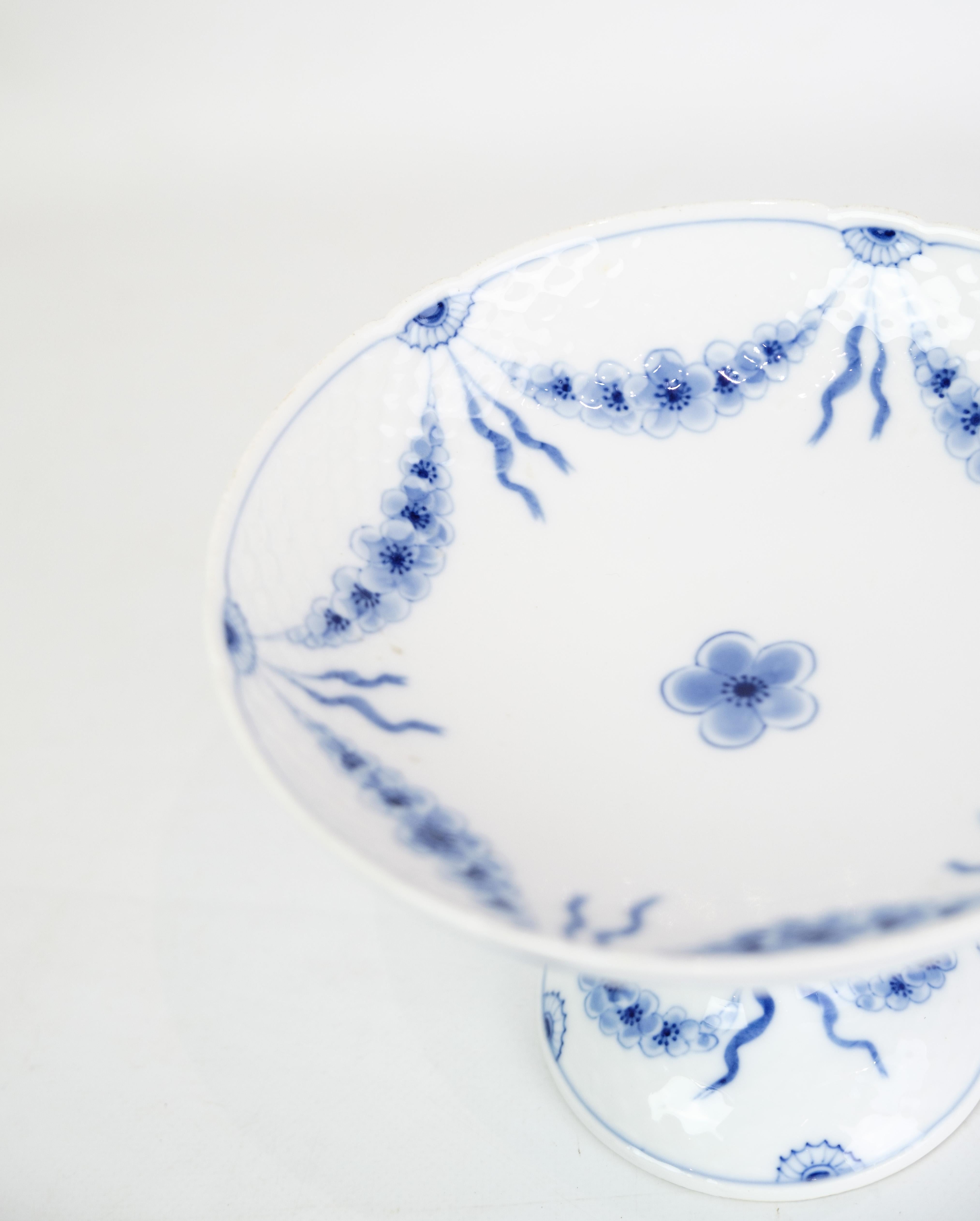 Porcelain Empire Essay, Harriet Mathilde Bing, B & G, No. 64 For Sale