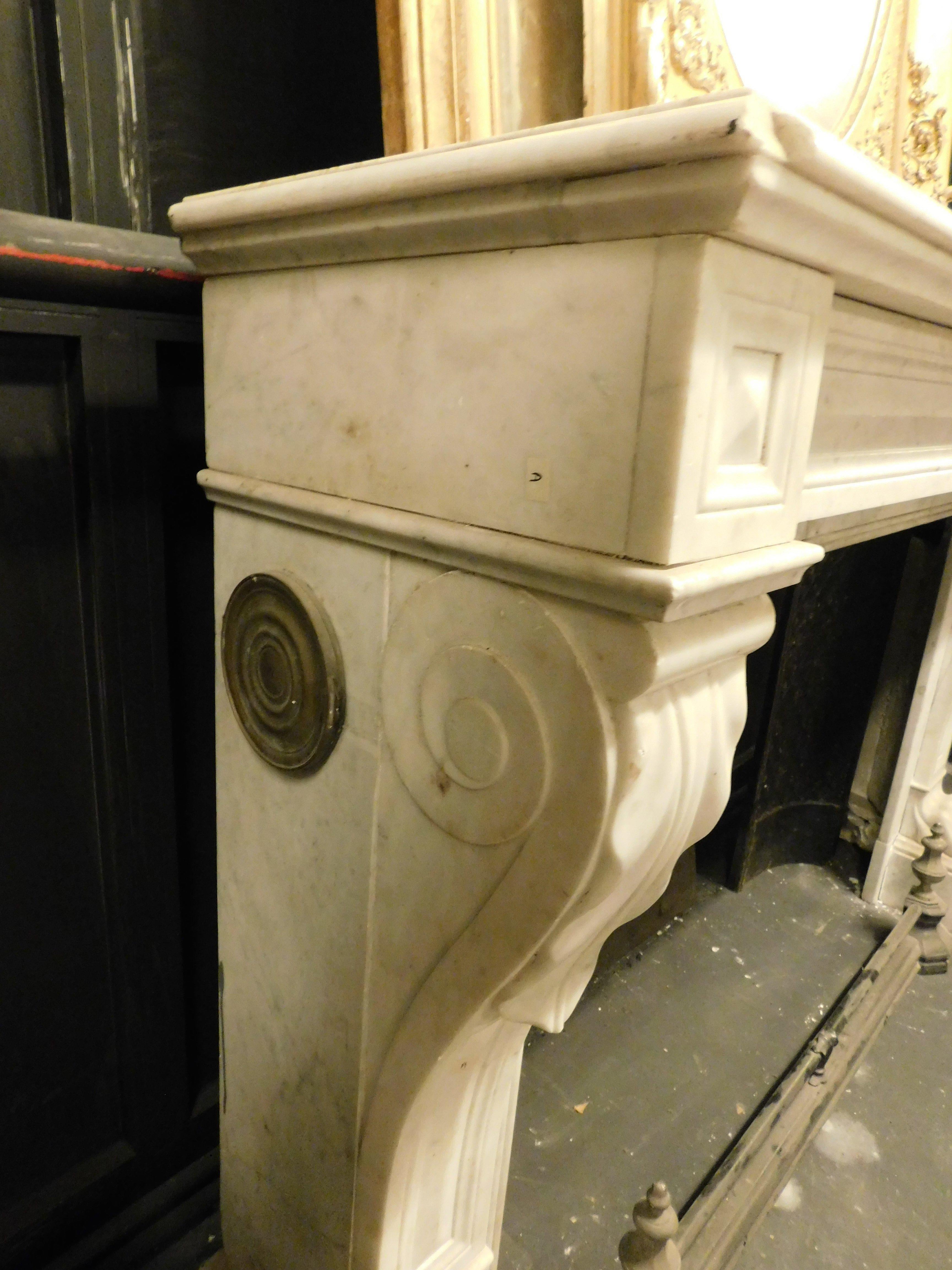 19th Century Empire fireplace mantle, carved in white Carrara marble lion's paw, France For Sale