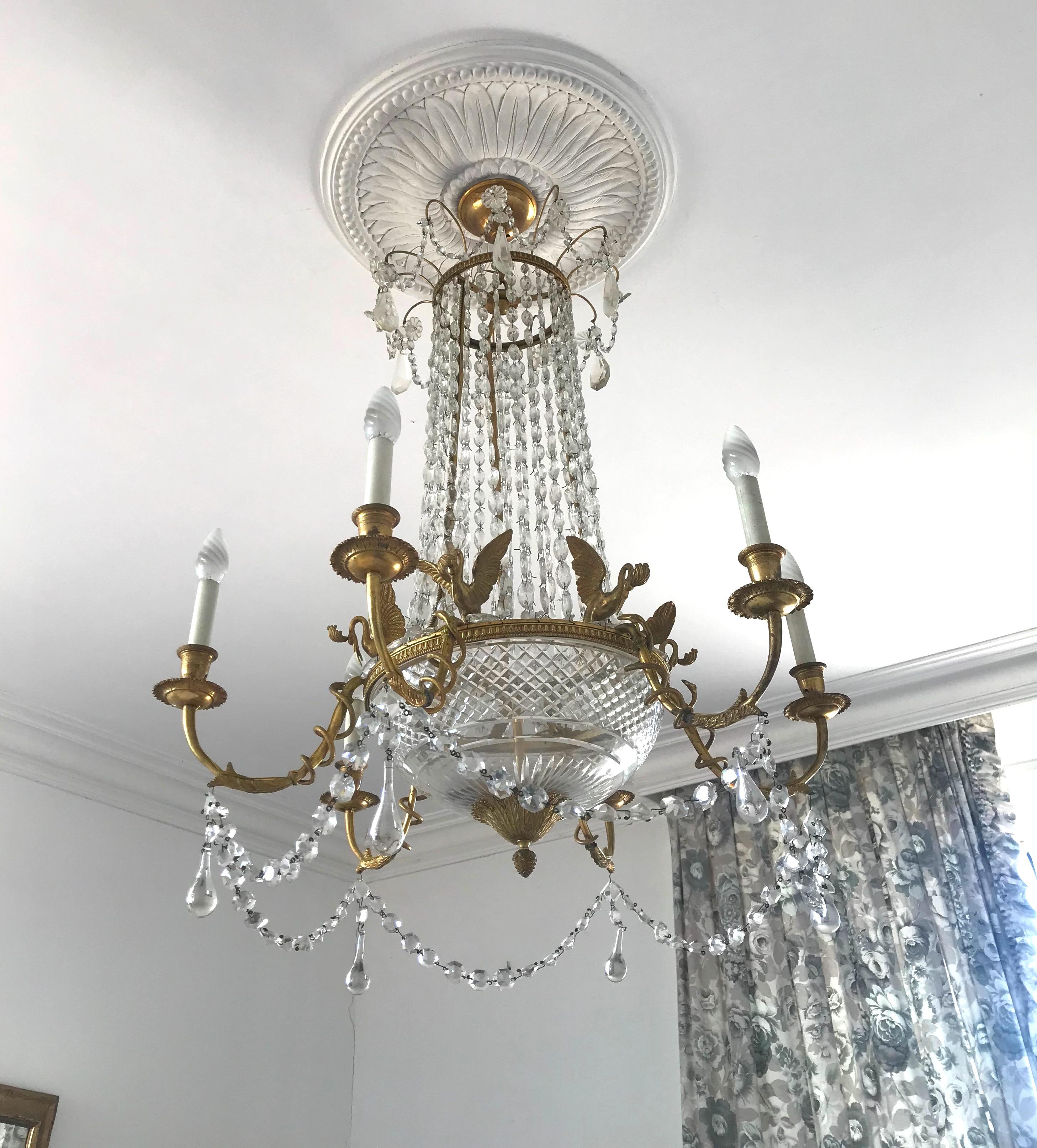 Empire Gilt Bronze and Cut Crystal Chandelier, circa 1815 For Sale 5
