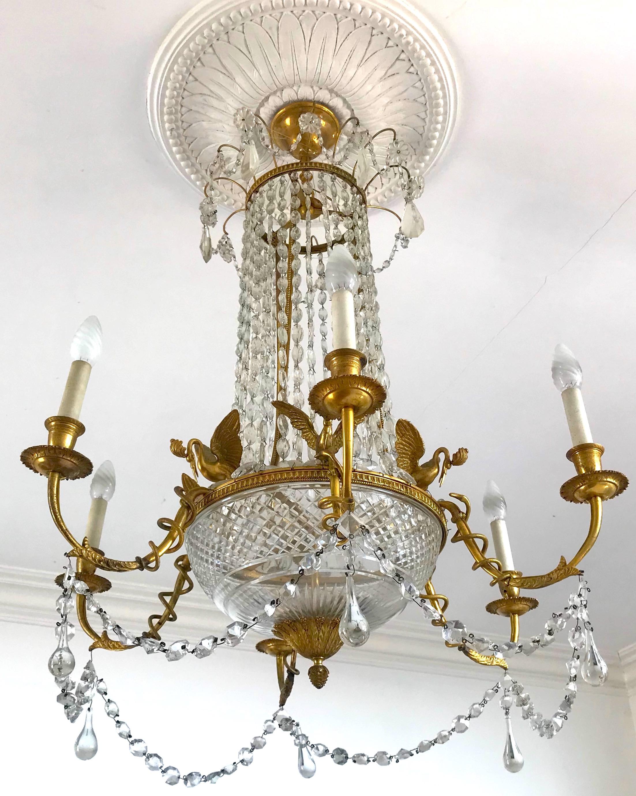 Empire Gilt Bronze and Cut Crystal Chandelier, circa 1815 For Sale 4