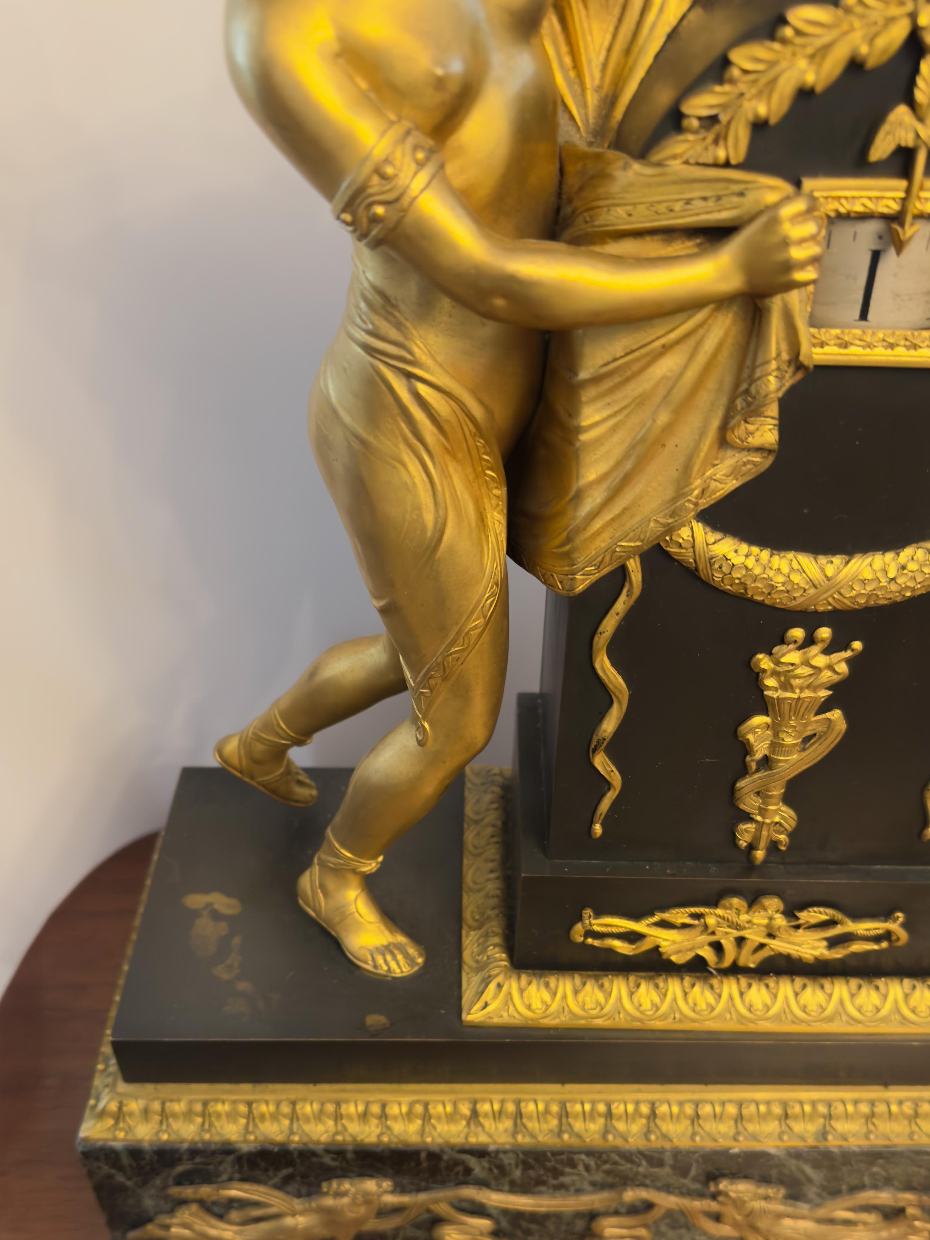 Orologio Impero in bronzo dorato di Claude Gallé, Francia,  xIX secolo In condizioni buone in vendita a Lisbon, PT