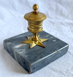 Calamaio impero in bronzo dorato, base in marmo di Turquin - inizio XIX secolo