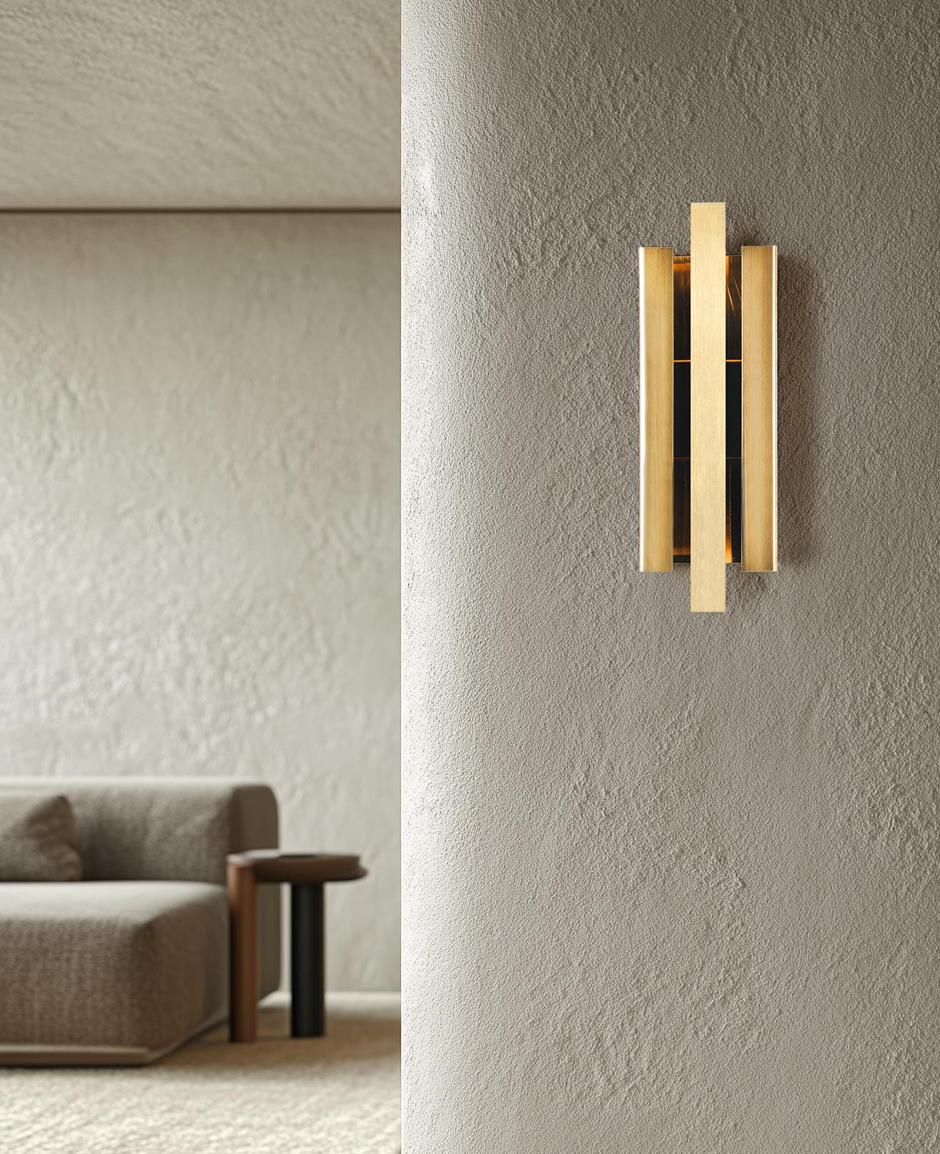Scultura contemporanea in ottone spazzolato con luce dorata di Marie Jeunet in vendita 1