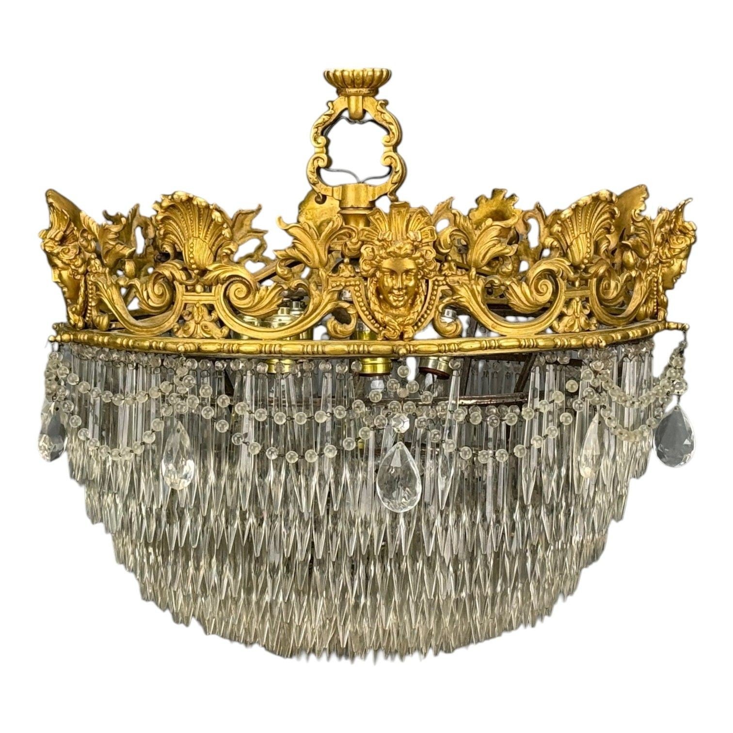 Empire, impressionnante lampe suspendue, bronze doré, cristal, France, 19e C. en vente