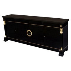 Empire-inspiriertes Sideboard mit vier Türen