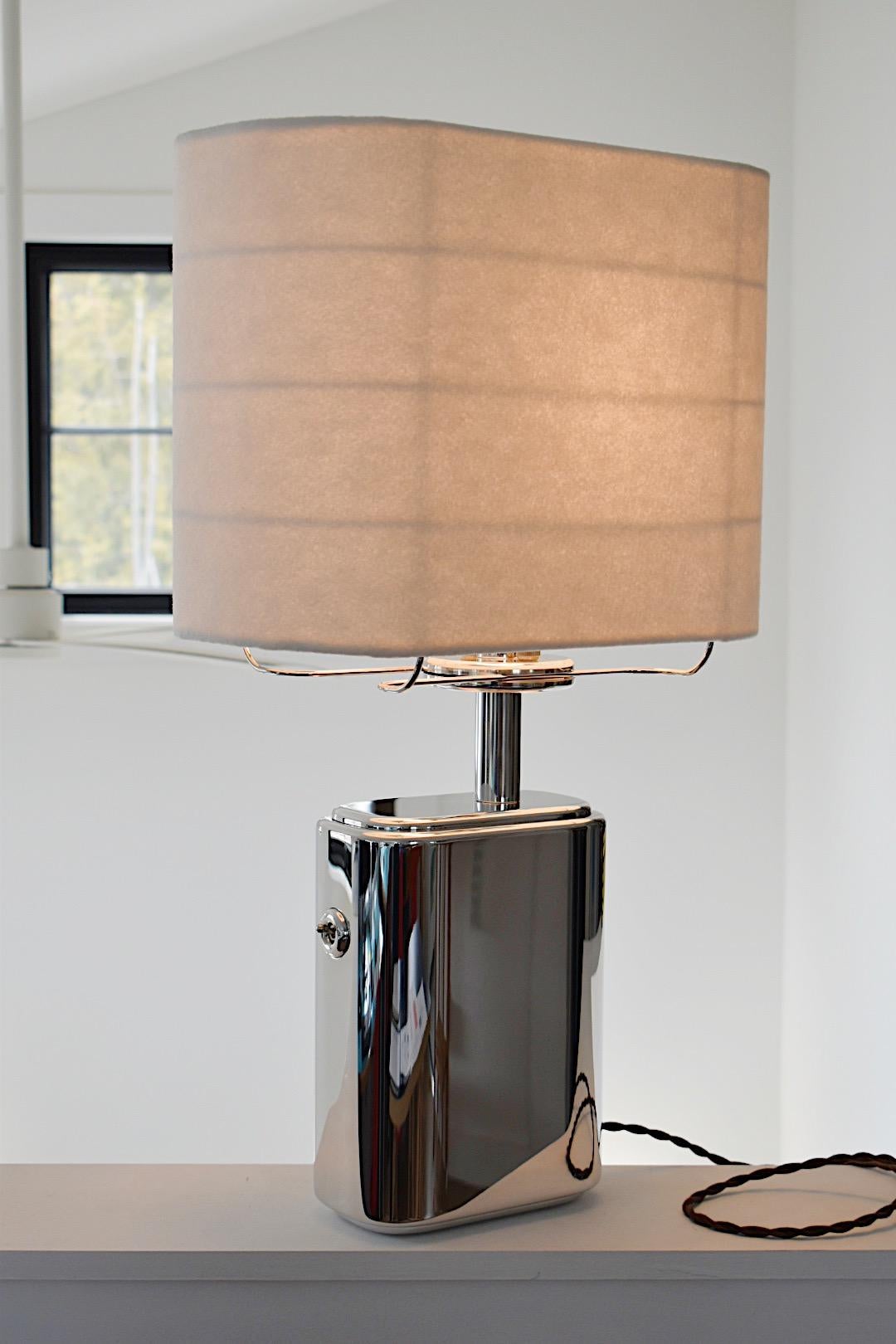 Art Deco Inspired Empire Lamp by Daughter Manufacturing - Polished Aluminum For Sale 7