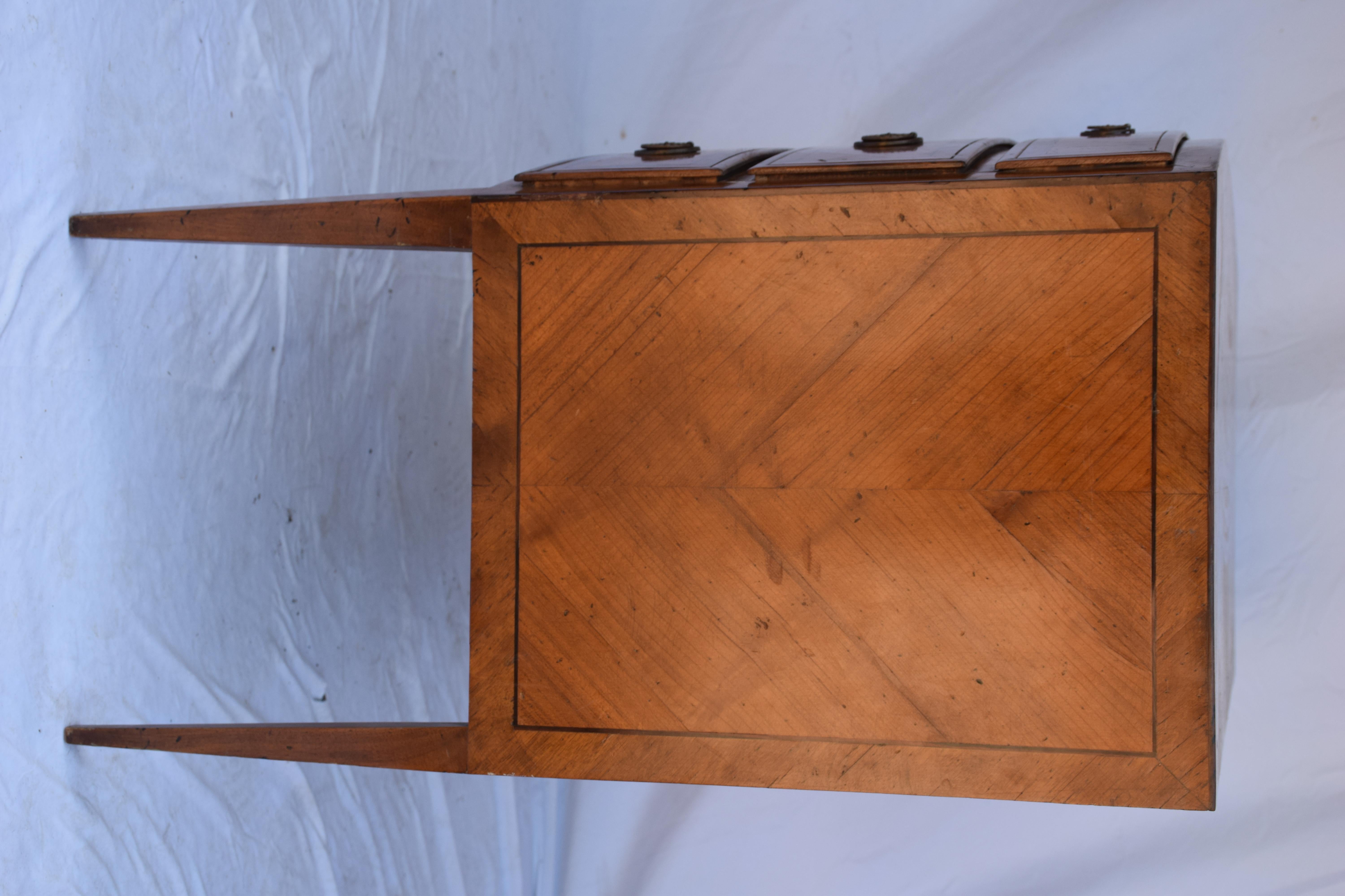 Empire Mahogany 4 Drawer Chest 4