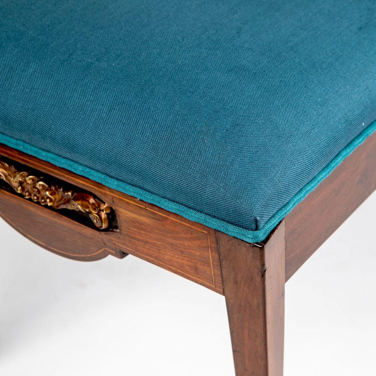 Empire Mahogany Bench with Blue Linen Upholstery, Satinwood and Gilt Bronze I In Good Condition For Sale In Kastrup, DK