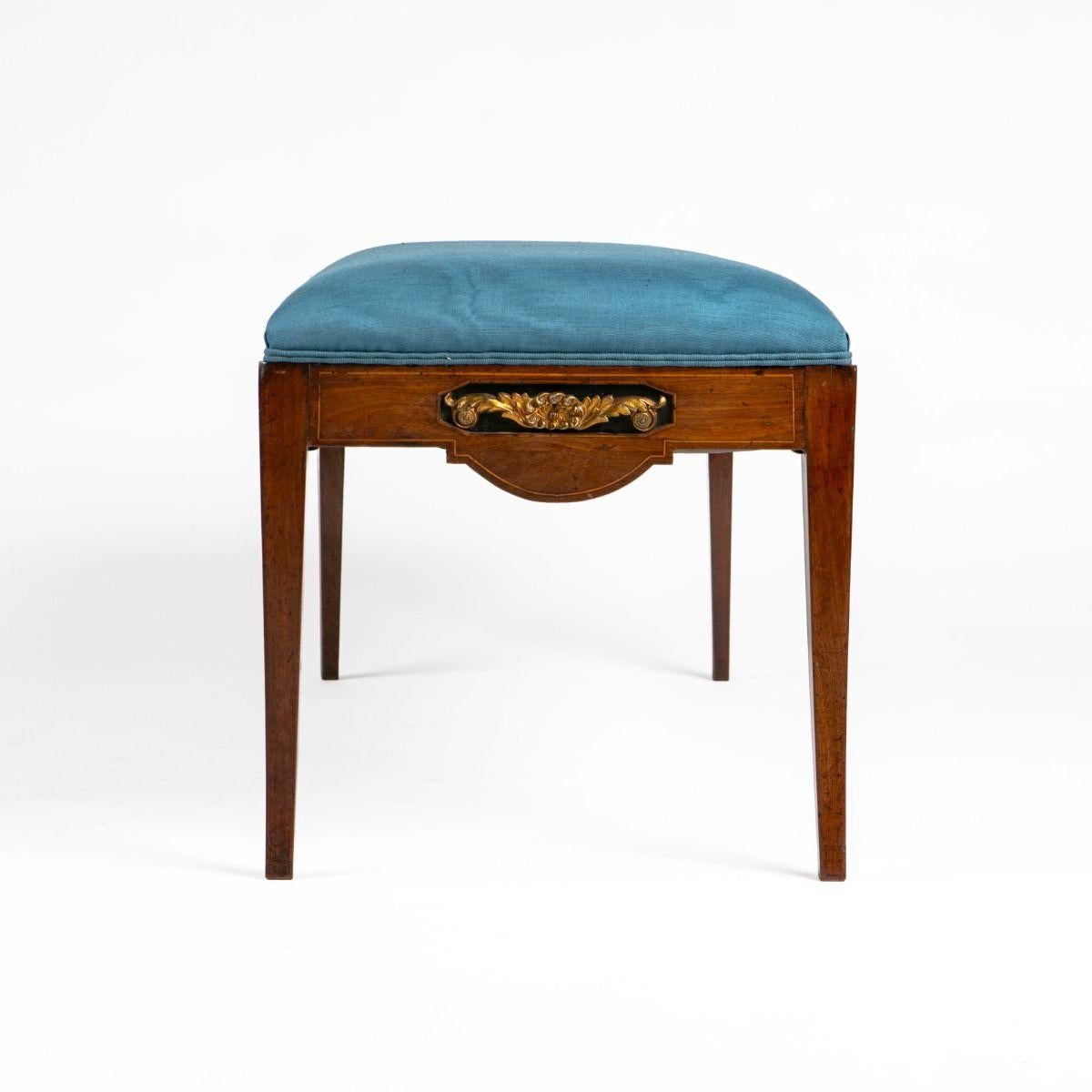 Empire Mahogany Bench with Blue Upholstery, Satinwood and Gilt Bronze Inlay In Good Condition For Sale In Kastrup, DK