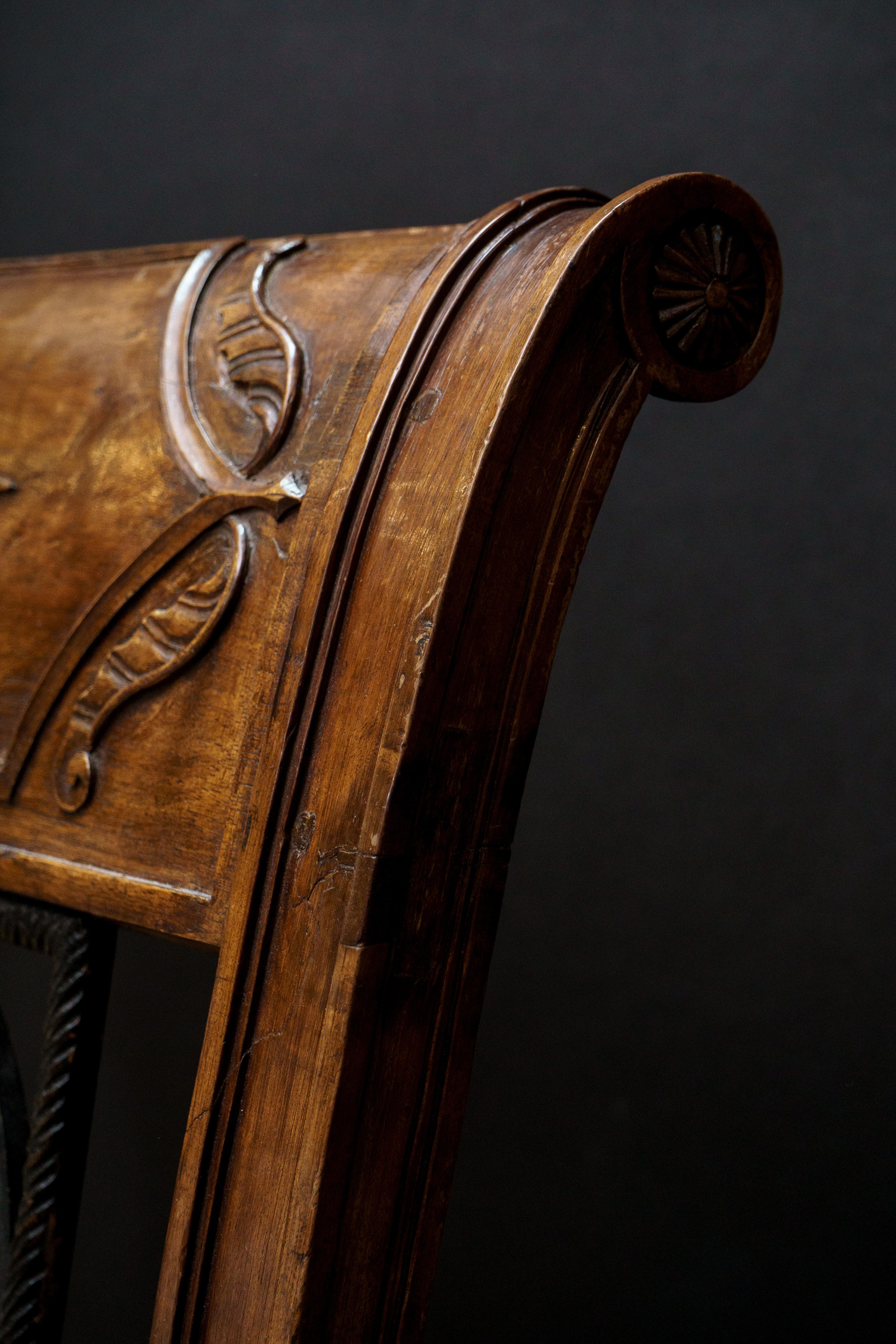 Européen Banquette/lit de repos en bois fruitier, acajou teinté, d'époque Directoire, vers 1800