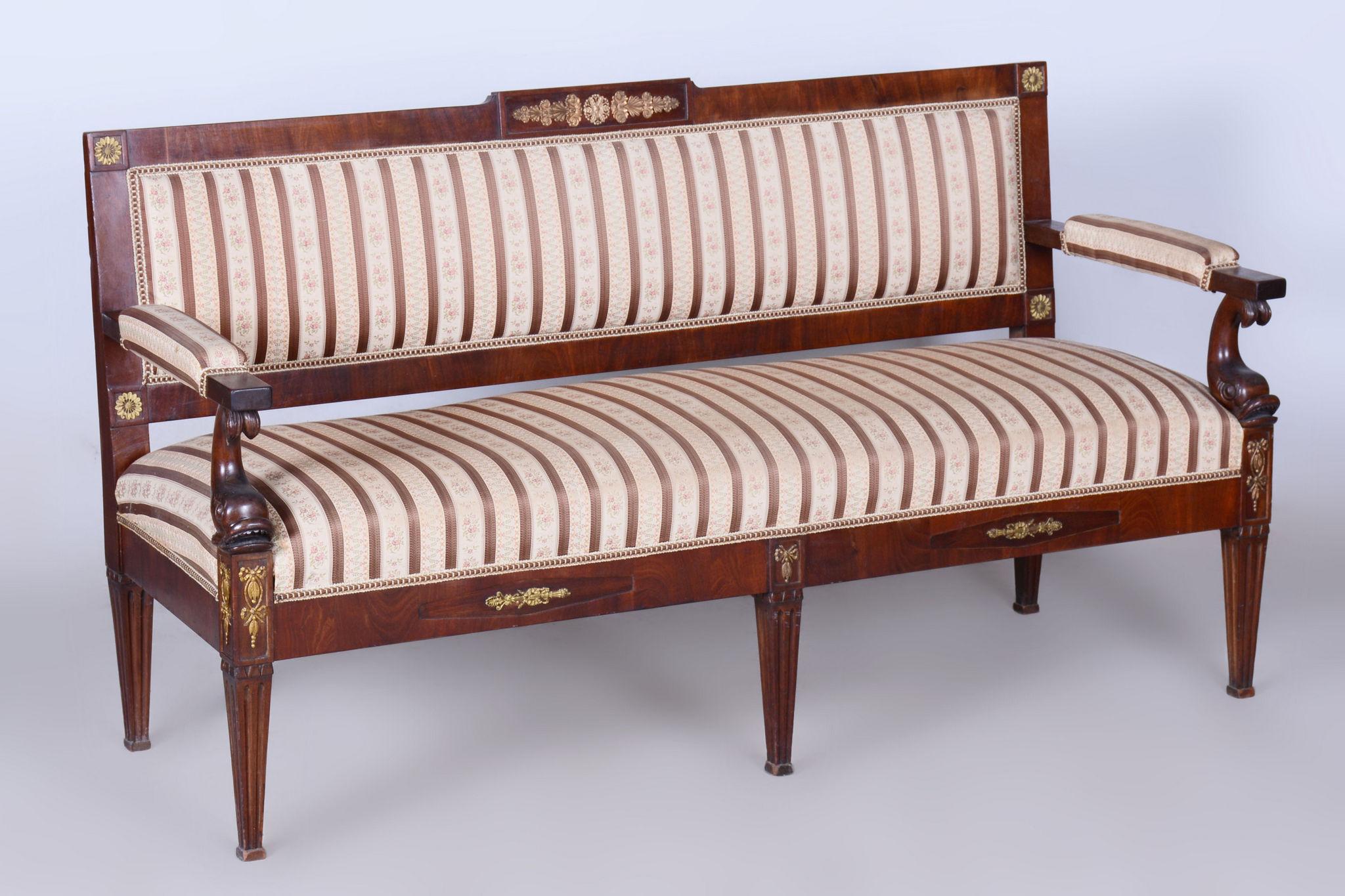 Empire Mahogany Sofa, Restored, Original Upholstery, France, 1860s In Good Condition For Sale In Horomerice, CZ