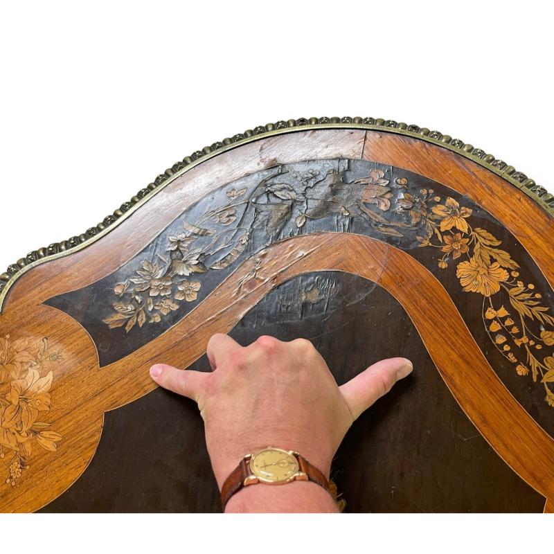 Empire Napoleon III Middle Table in Violin Shape in Marquetry, 1840s For Sale 9