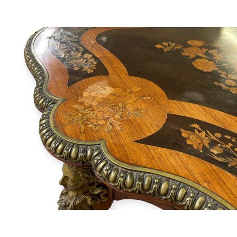 Empire Napoleon III Middle Table in Violin Shape in Marquetry from Hippolyte Edmé Pretot Paris, 1840s
 
 Vintage Design
 Hippolyte Edmé PRETOT Art cabinetmaker in Paris 19th century marquetry center table circa 1840 / exceptional bronze work.
 
