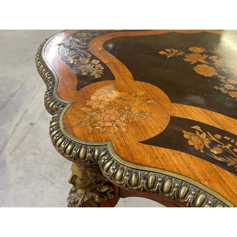 Bronze Empire Napoleon III Middle Table in Violin Shape in Marquetry, 1840s For Sale