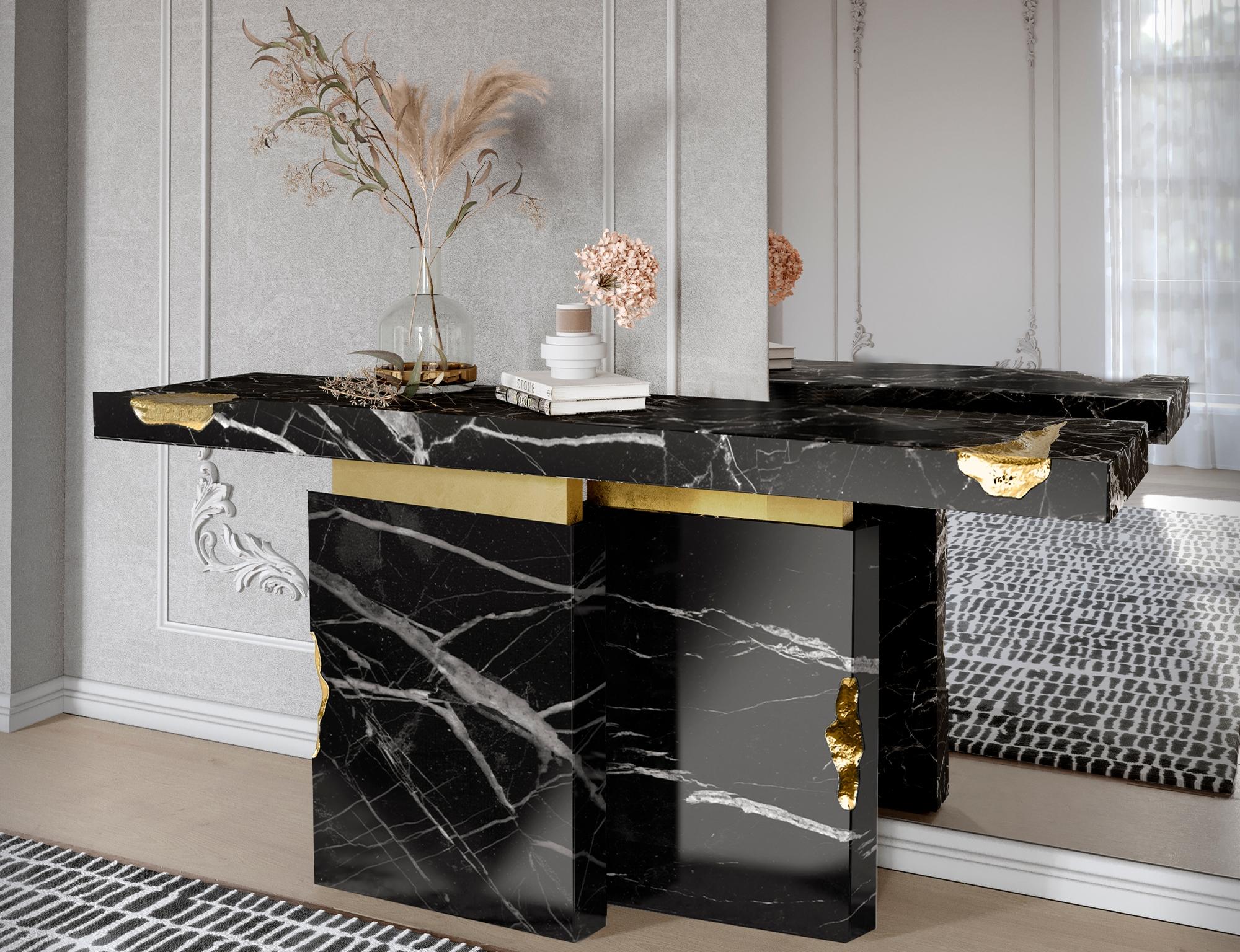 Consola Empire Nero Marquina - Mármol torneado artesanal y latón - Boca Do Lobo en Nuevo estado para la venta en Rio Tinto, PT