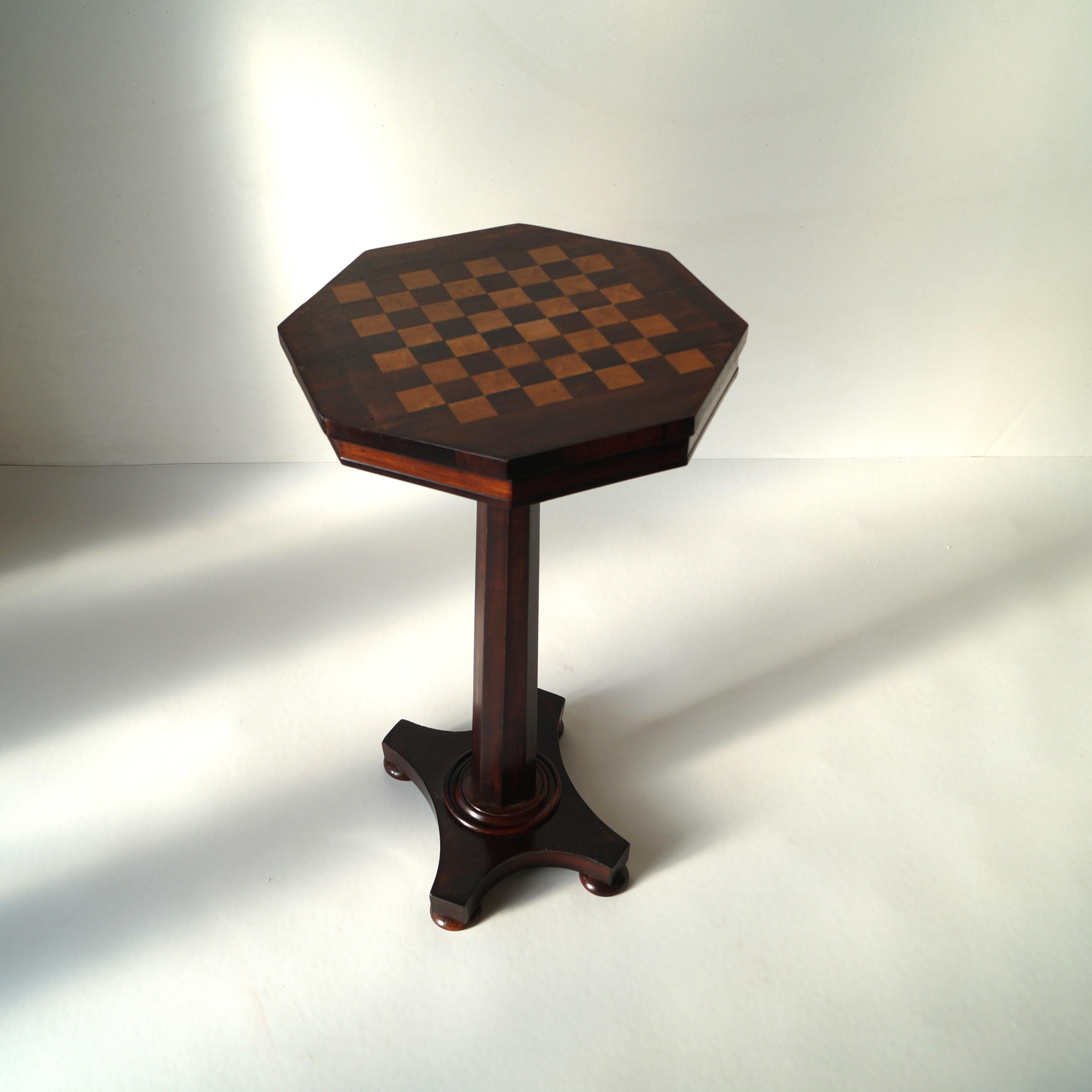 Empire Octagonal Chess Table, 1870s, Set of 33 6