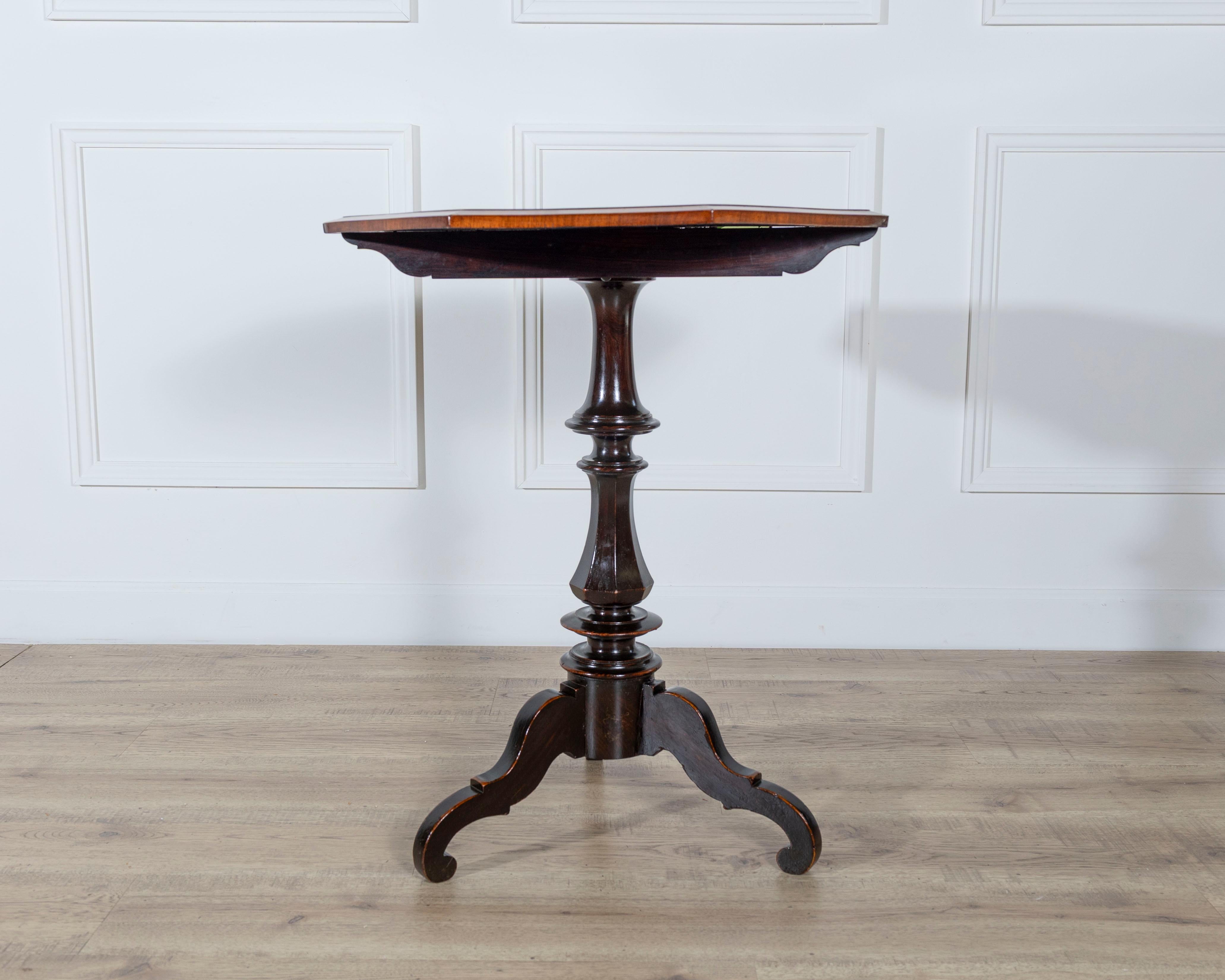 Empire Octagonal Sail Table in Walnut with Precious Wood Veneer, Milan, Early 19 In Good Condition For Sale In Atlanta, GA