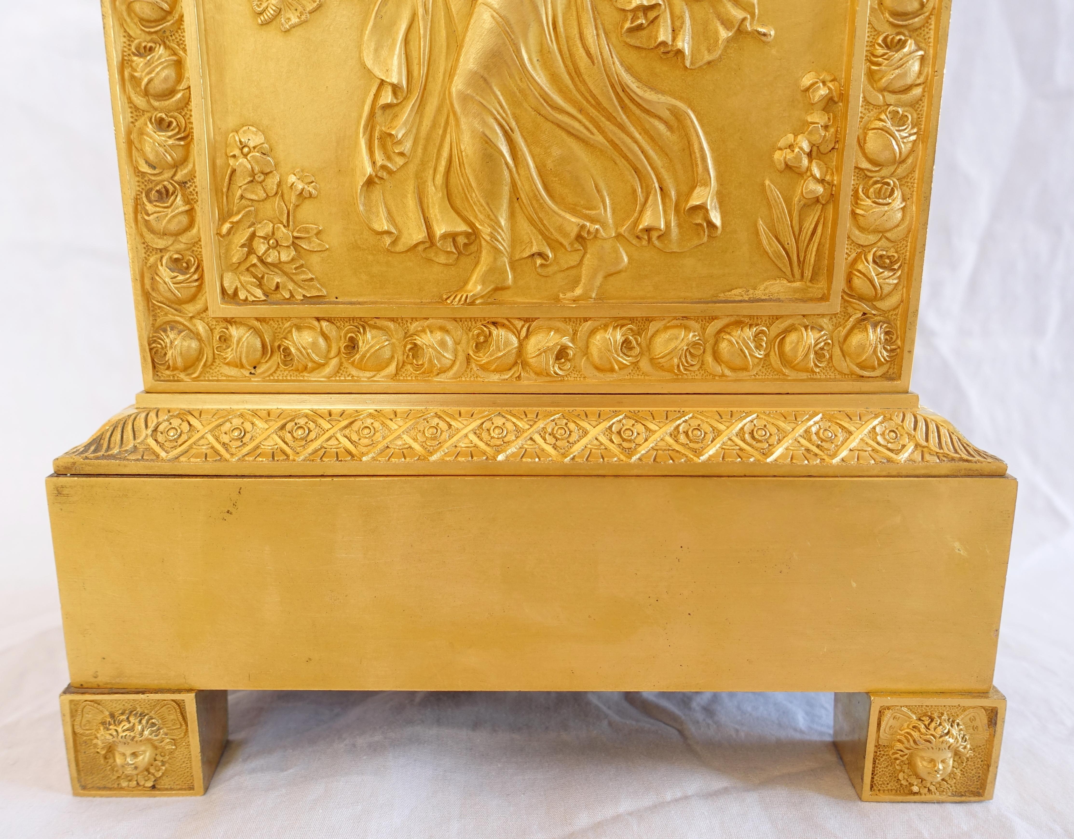 Early 19th Century Ormolu clock : allegory of spring, 19th century circa 1815 - 1820 For Sale