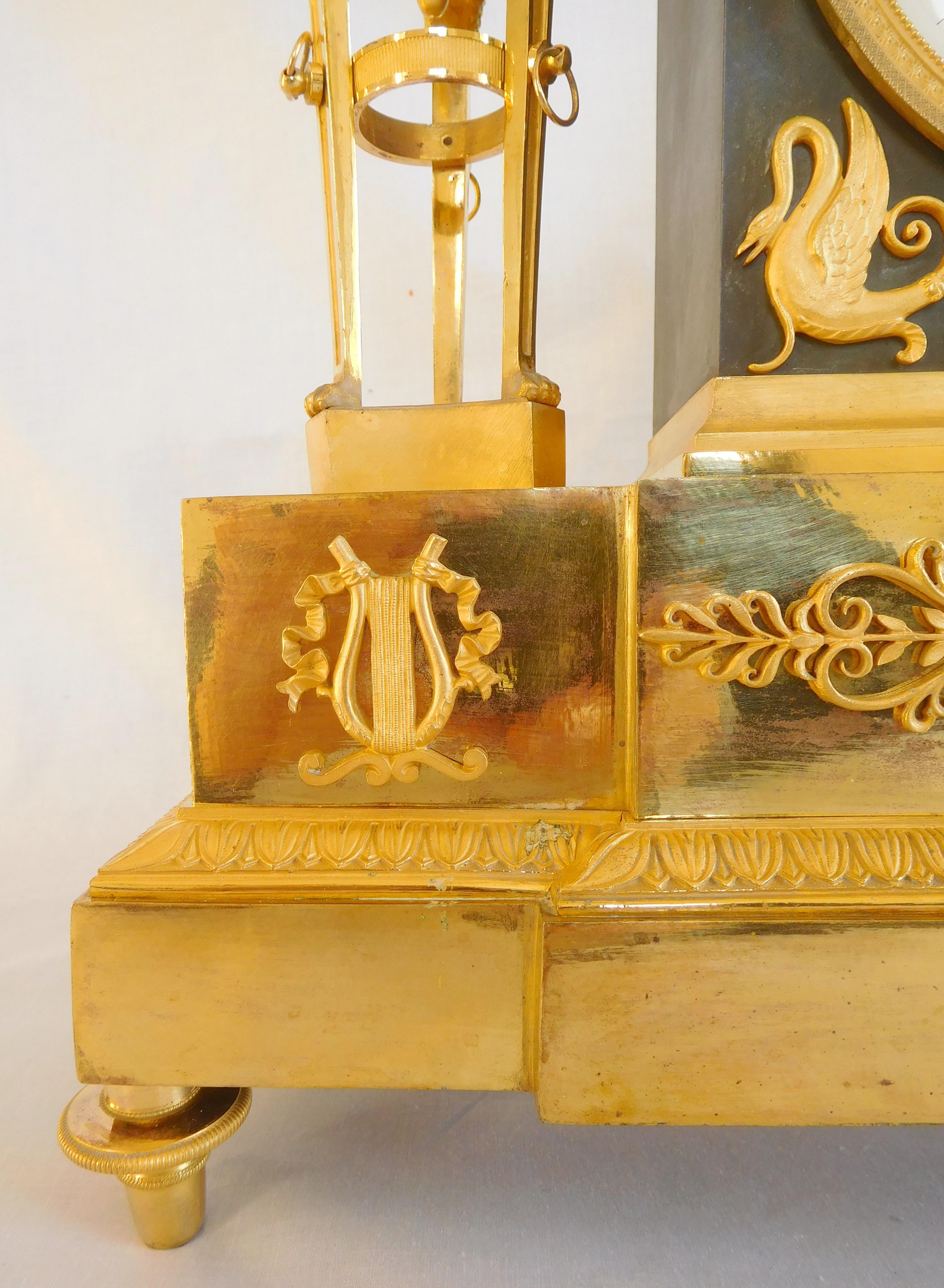Reloj imperio de ormolina firmado Ravrio, siglo XIX hacia 1805 en venta 2