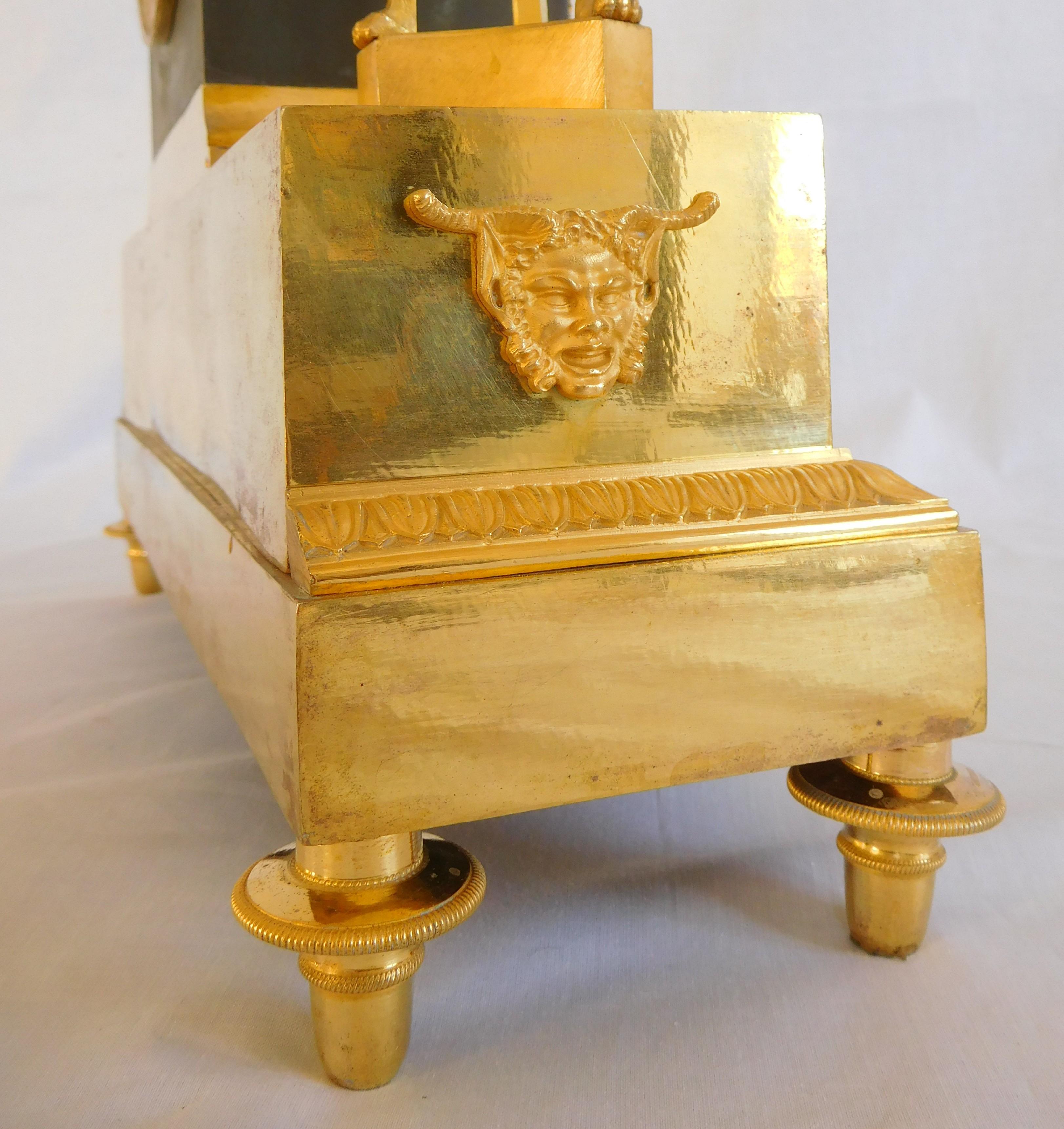 Reloj imperio de ormolina firmado Ravrio, siglo XIX hacia 1805 en venta 8