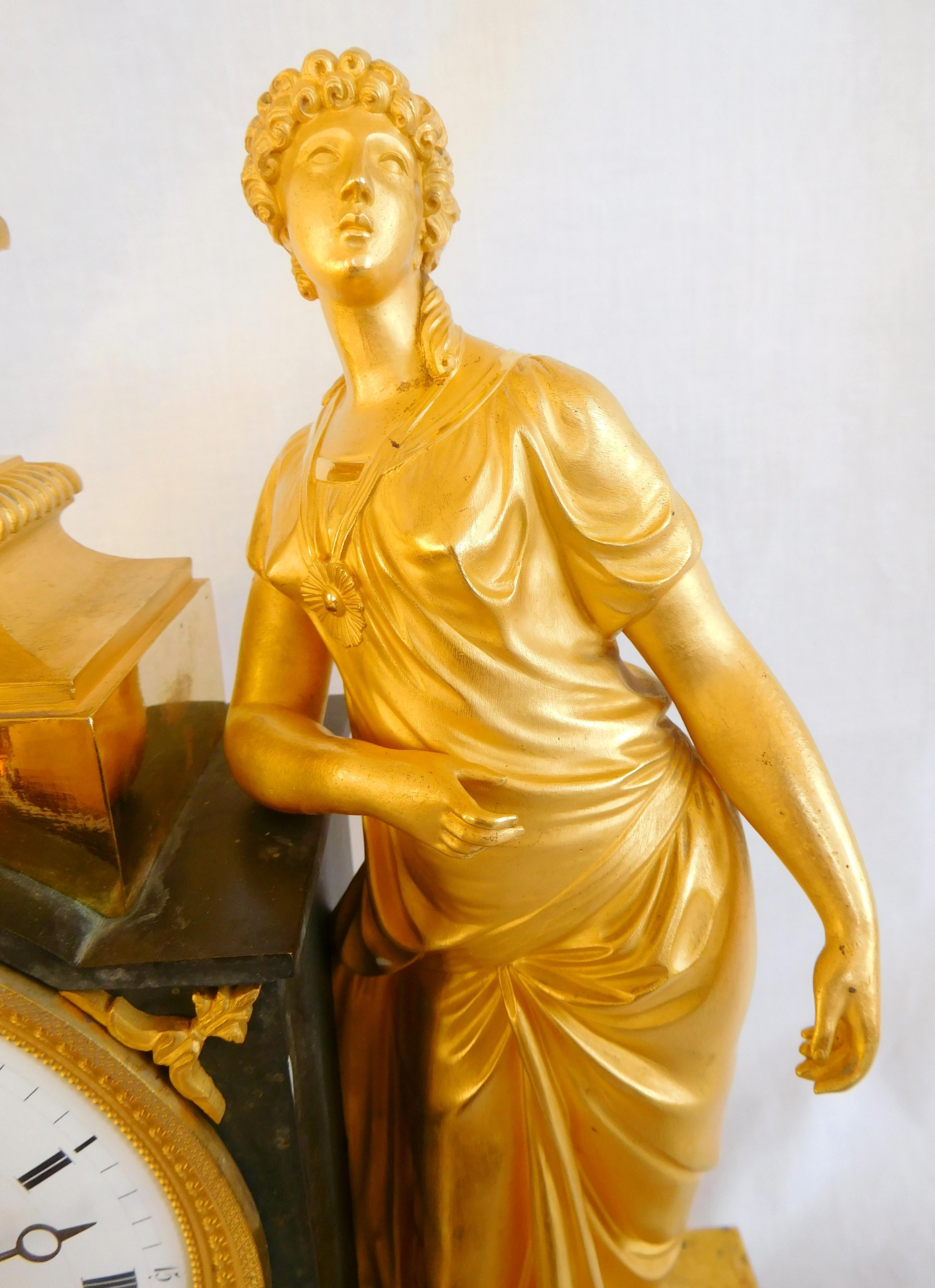 Reloj imperio de ormolina firmado Ravrio, siglo XIX hacia 1805 principios del siglo XIX en venta
