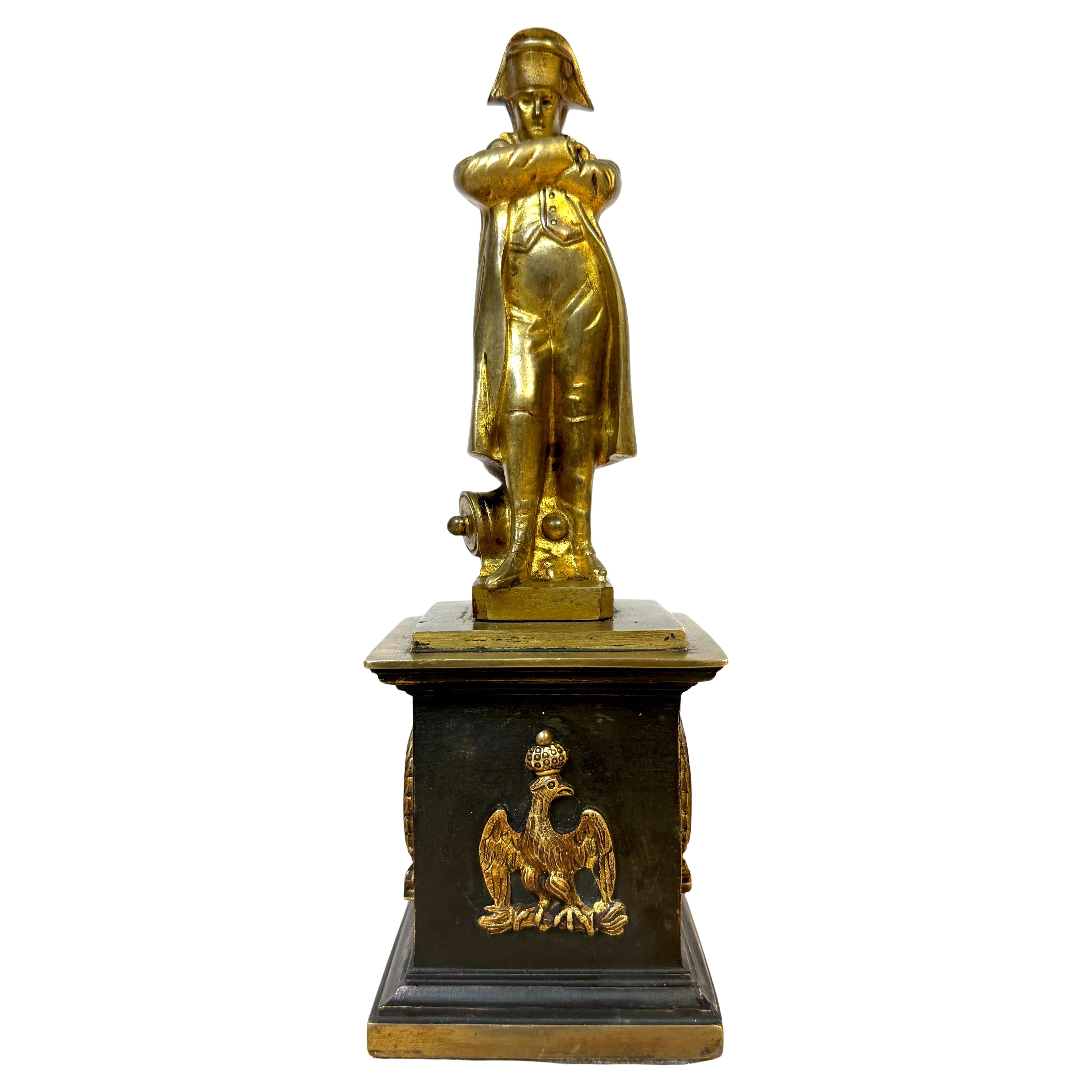 Sculpture de portrait de Napoléon Bonaparte en bronze doré, dans un paysage, vers 1875