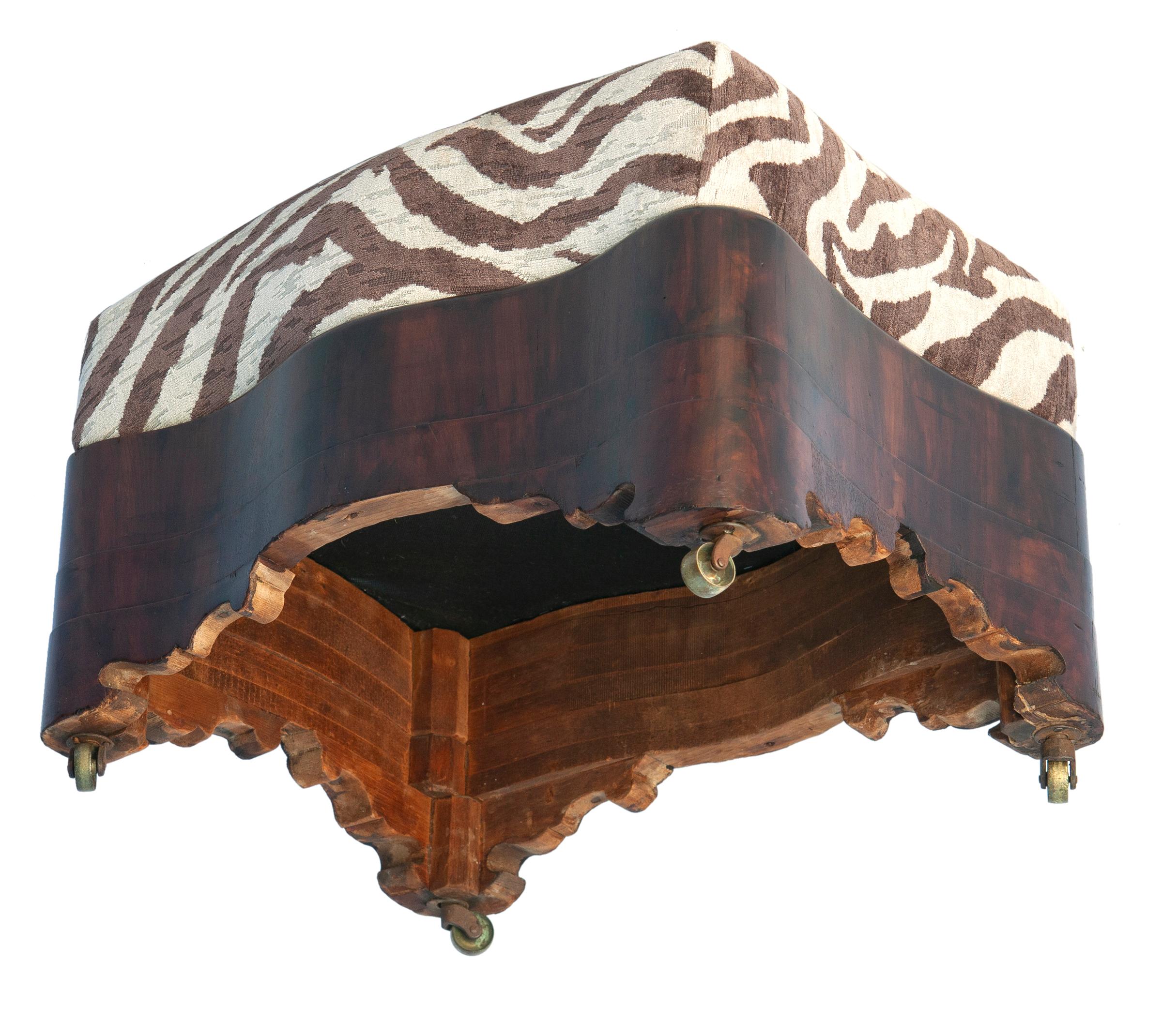 Hand-Crafted Empire Ottoman/Italian Zebra Upholstery For Sale