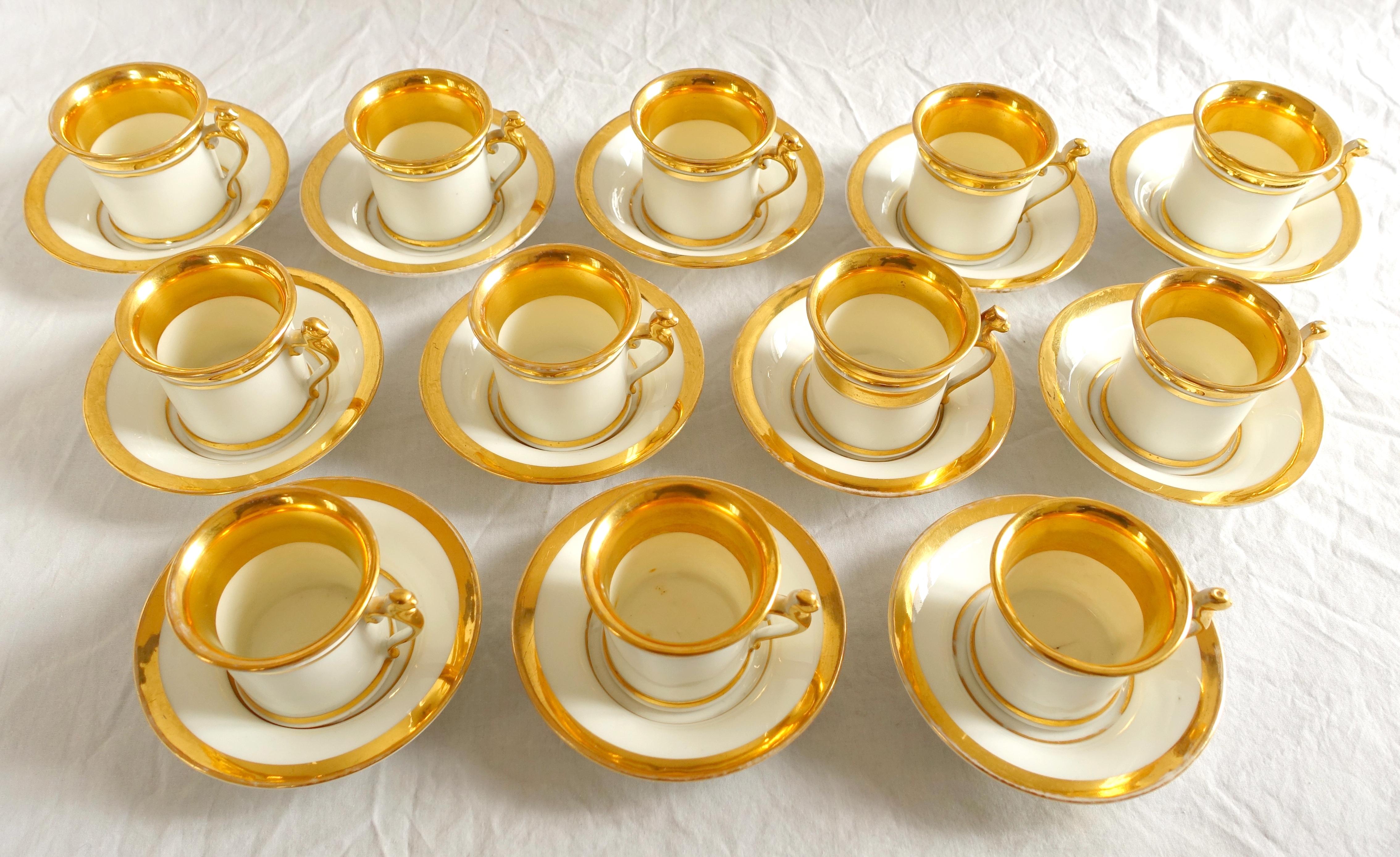 Restauration Empire Paris porcelain coffee cups for 12 guests - early 19th century