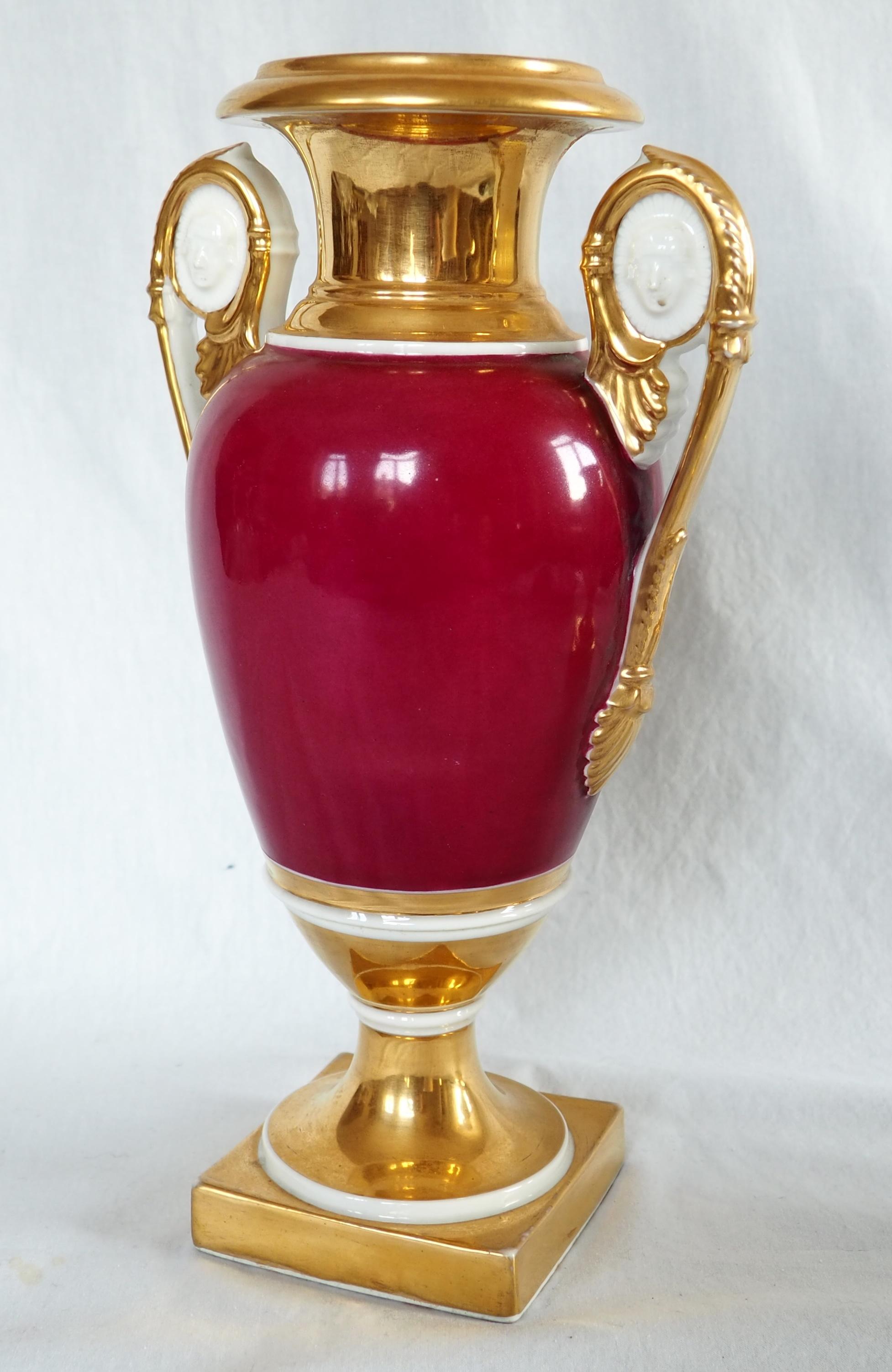 Empire Paris porcelain vases - early 19th century For Sale 3