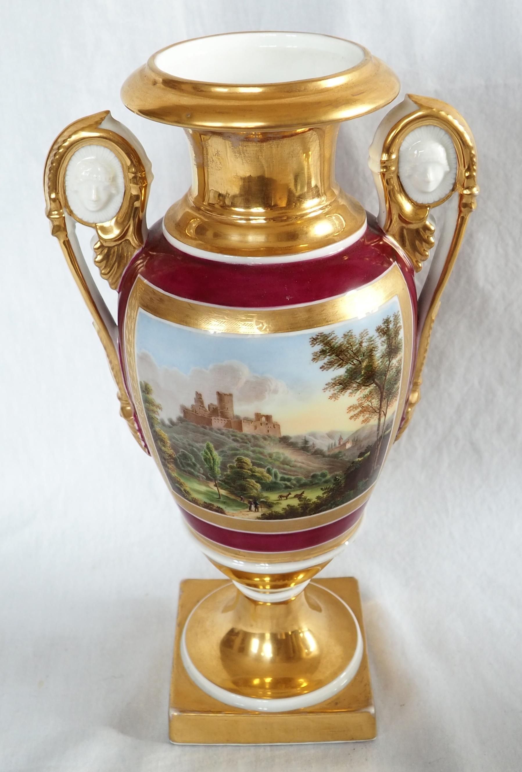 Gilt Empire Paris porcelain vases - early 19th century For Sale