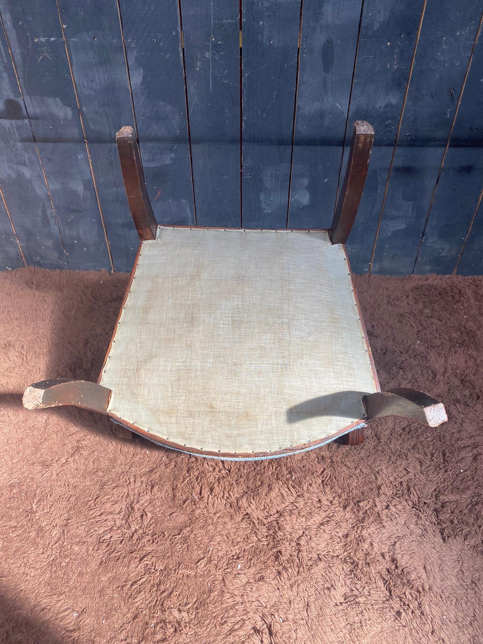 Empire-Sessel aus Nussbaumholz, neu gepolstert im Angebot 7