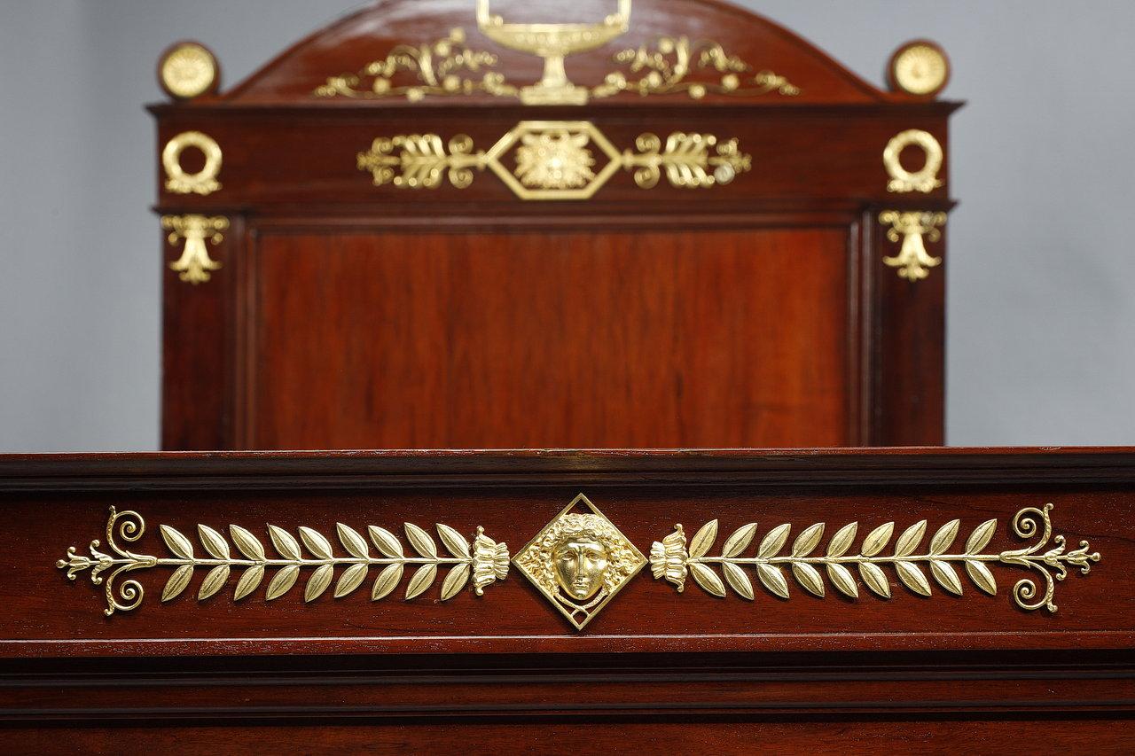 Empire period bed with its canopy For Sale 13