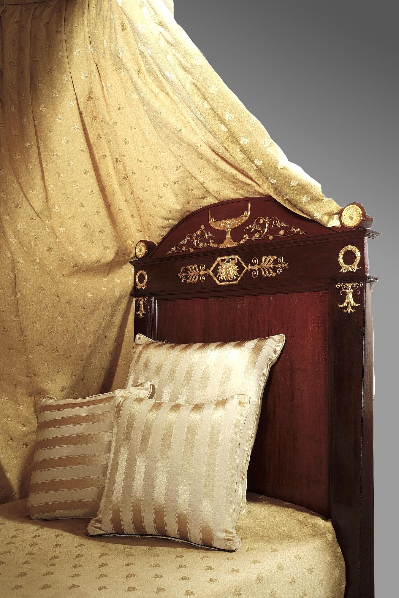 French Empire period bed with its canopy For Sale