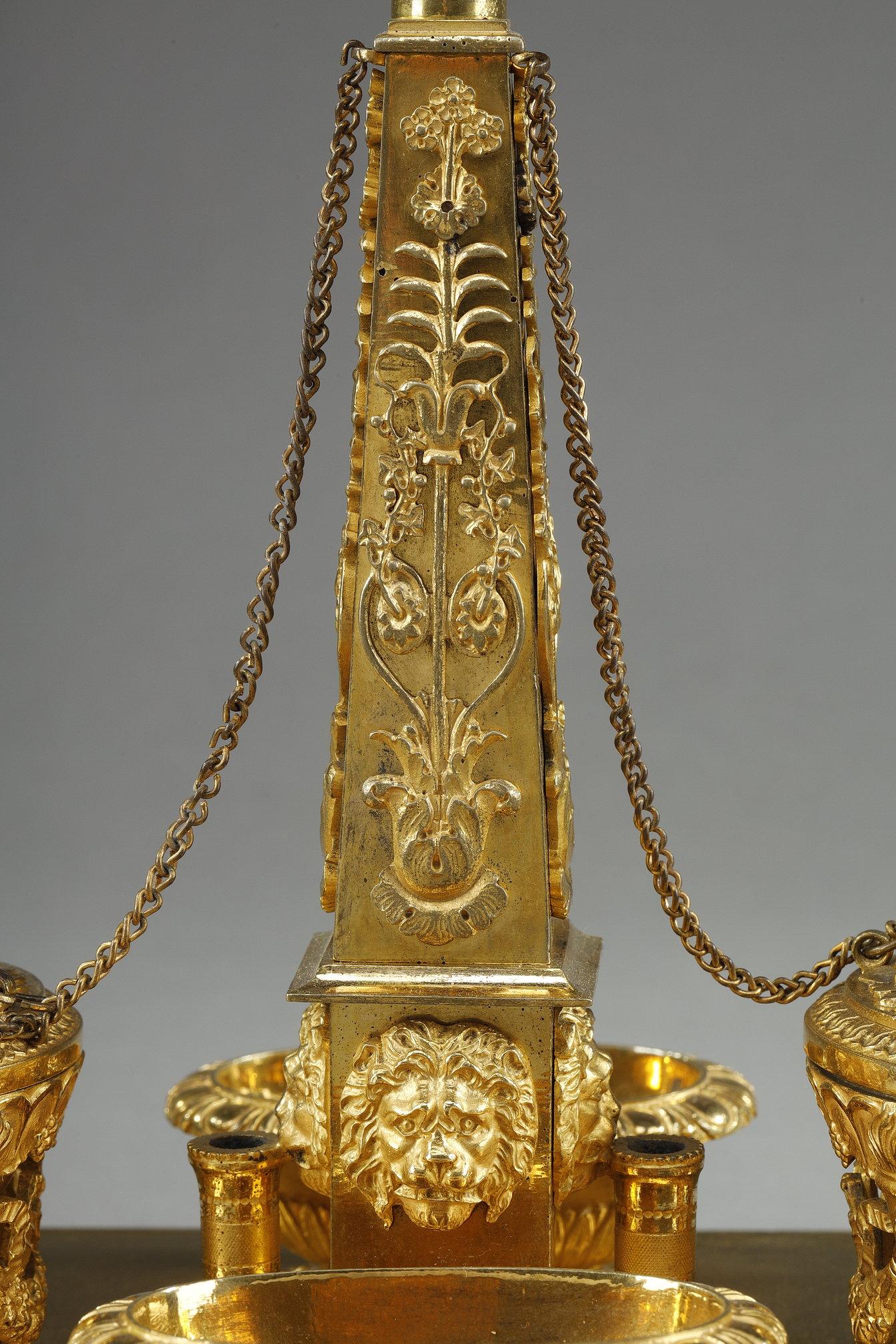 Obelisken-Tintenfass aus vergoldeter Bronze der Empirezeit im Angebot 4