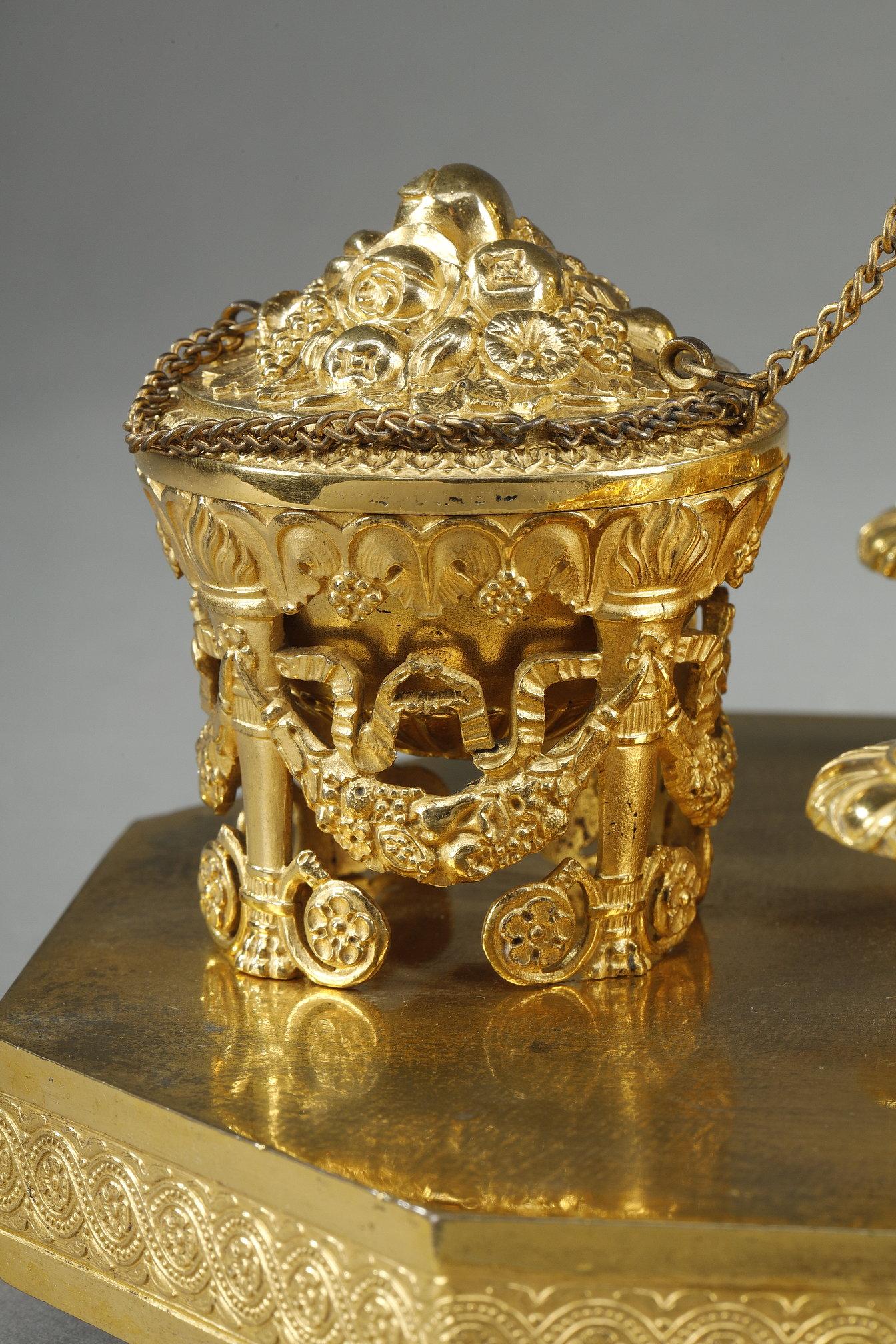 Obelisken-Tintenfass aus vergoldeter Bronze der Empirezeit im Angebot 6