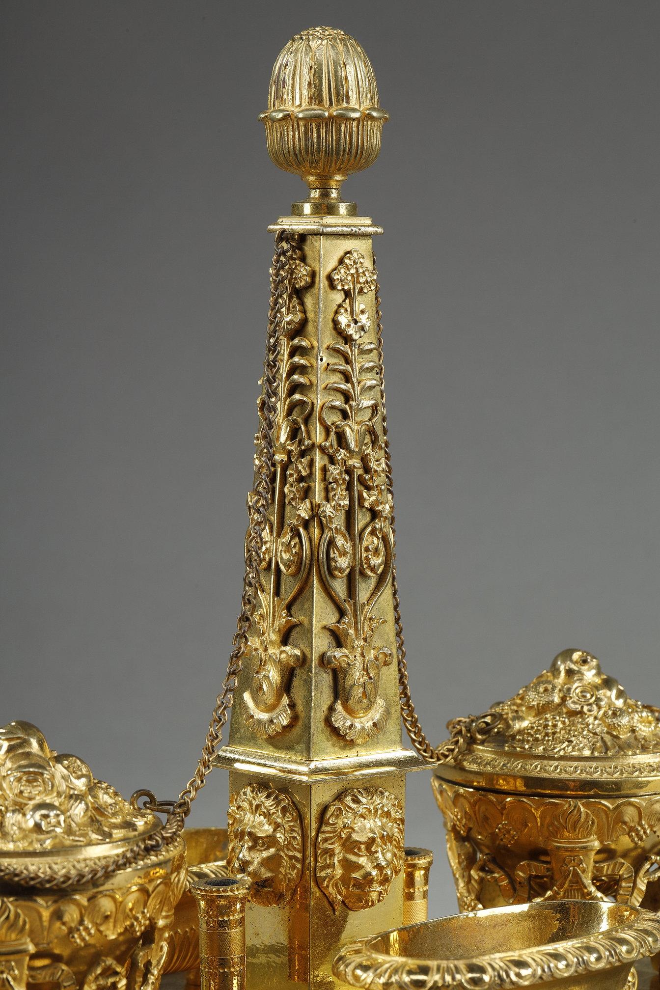 Obelisken-Tintenfass aus vergoldeter Bronze der Empirezeit im Angebot 3