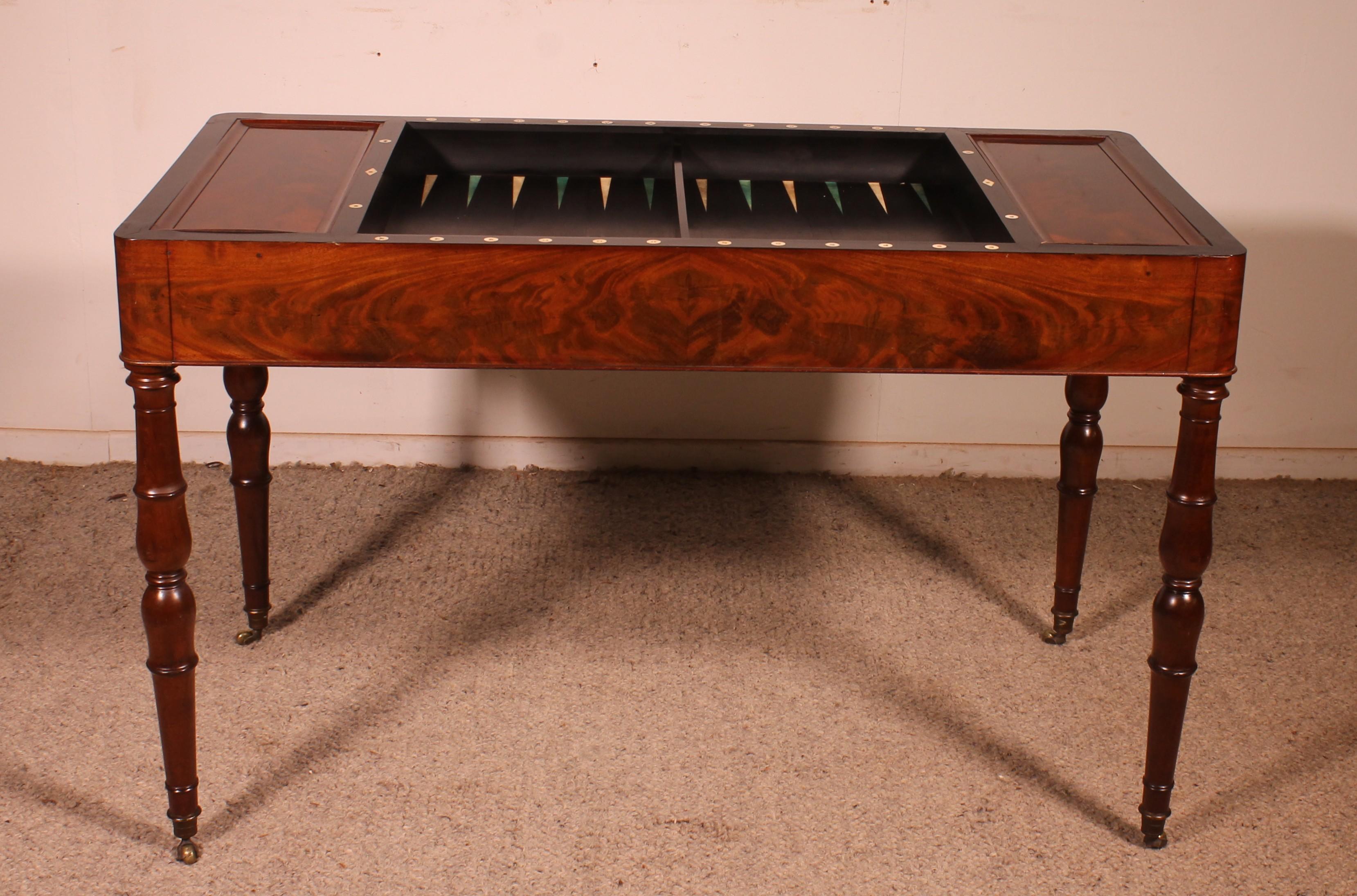 Mesa Tric-trac de Caoba de la Época Imperio en venta 4