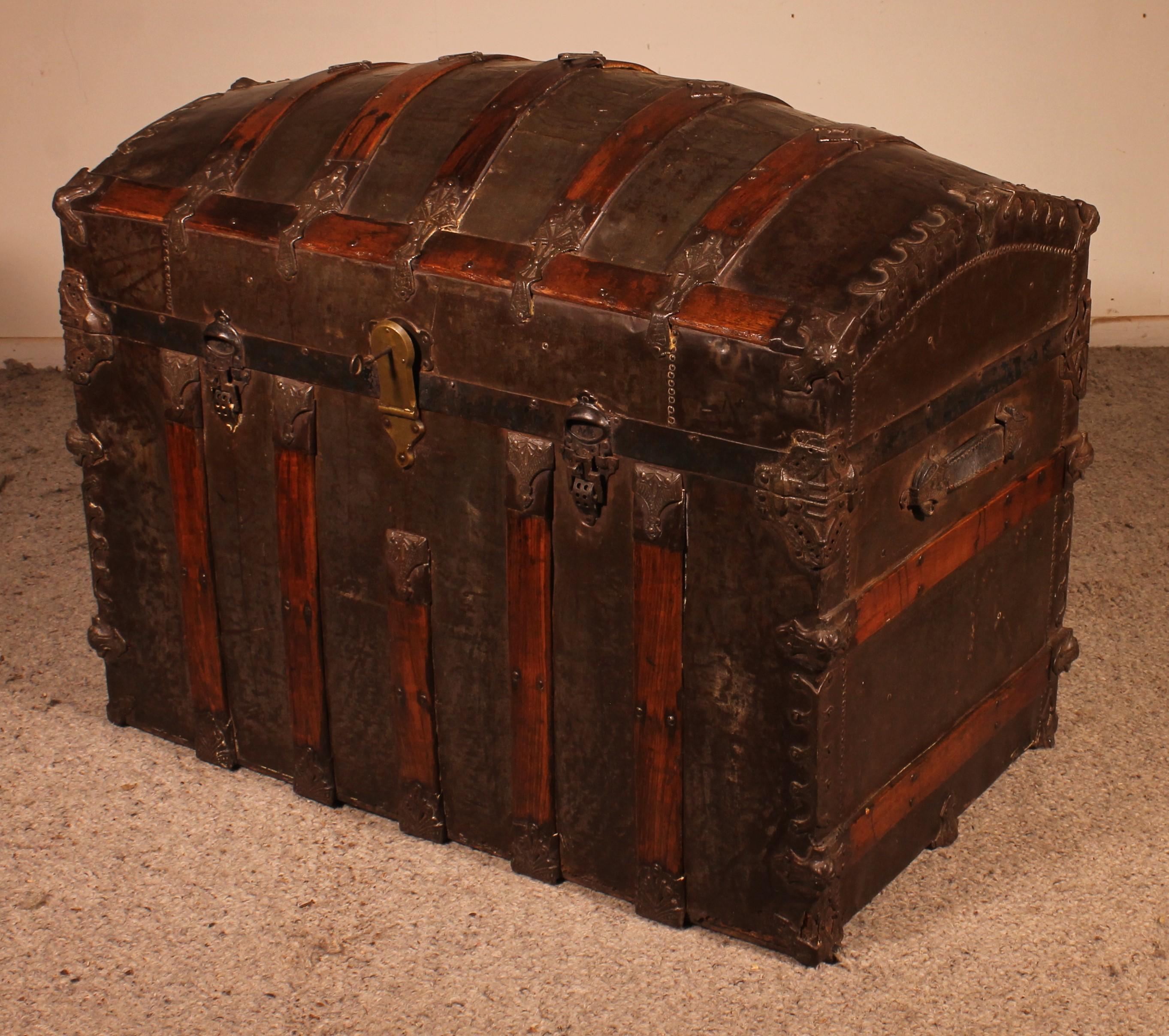 Empire Period Officer's Trunk In Good Condition For Sale In Brussels, Brussels