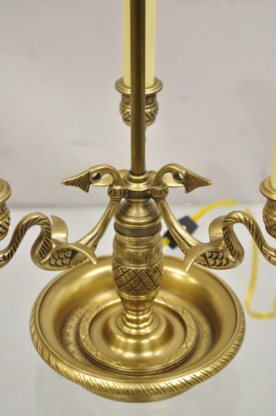 Lámpara de Sobremesa Bouillotte de Latón Estilo Imperio Regencia con Cisnes (A) en venta 3