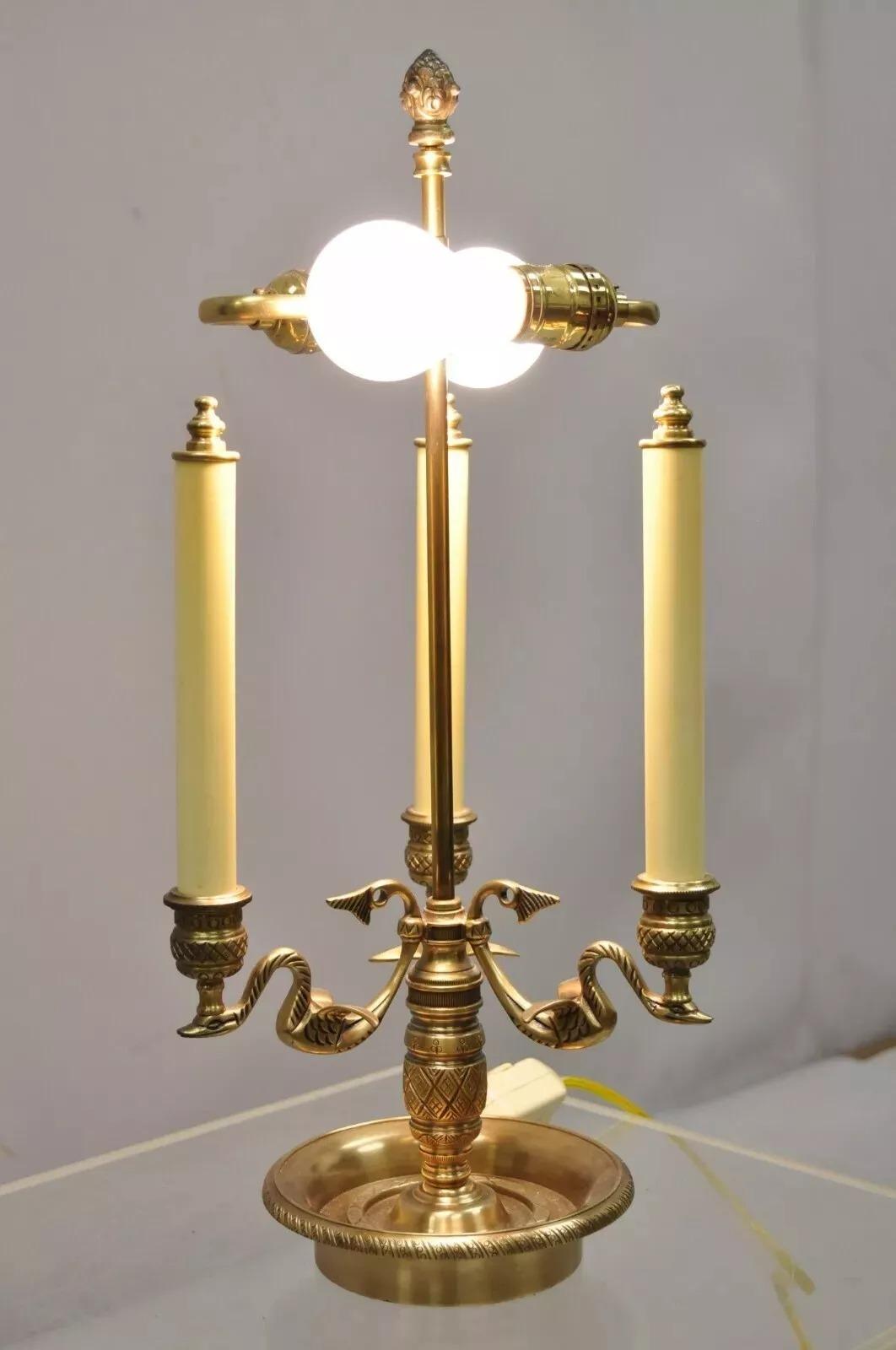 Lámpara de Sobremesa Bouillotte de Latón Estilo Imperio Regencia con Cisnes (B) en venta 5