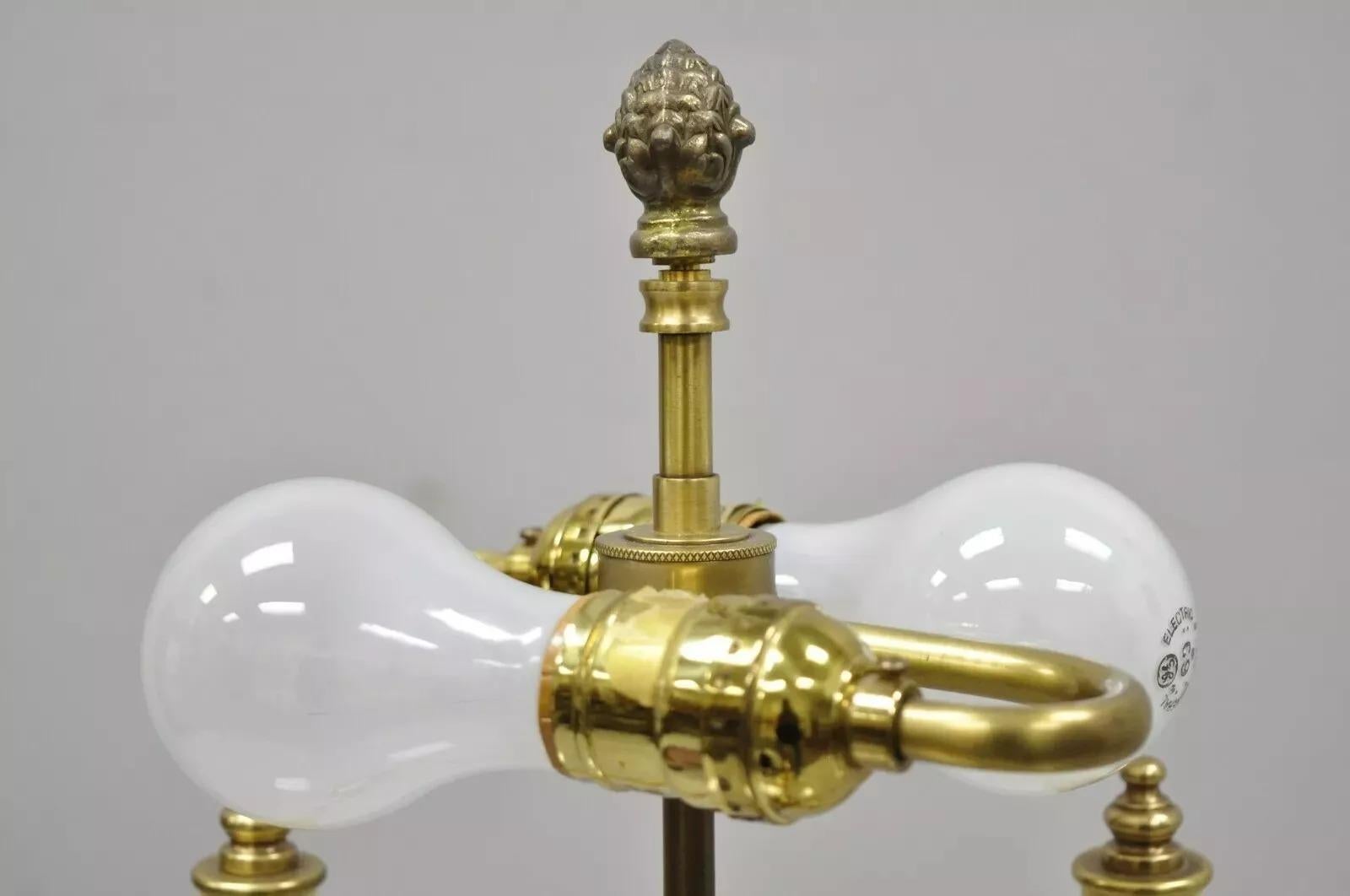 Lámpara de Sobremesa Bouillotte de Latón Estilo Imperio Regencia con Cisnes (B) en venta 2