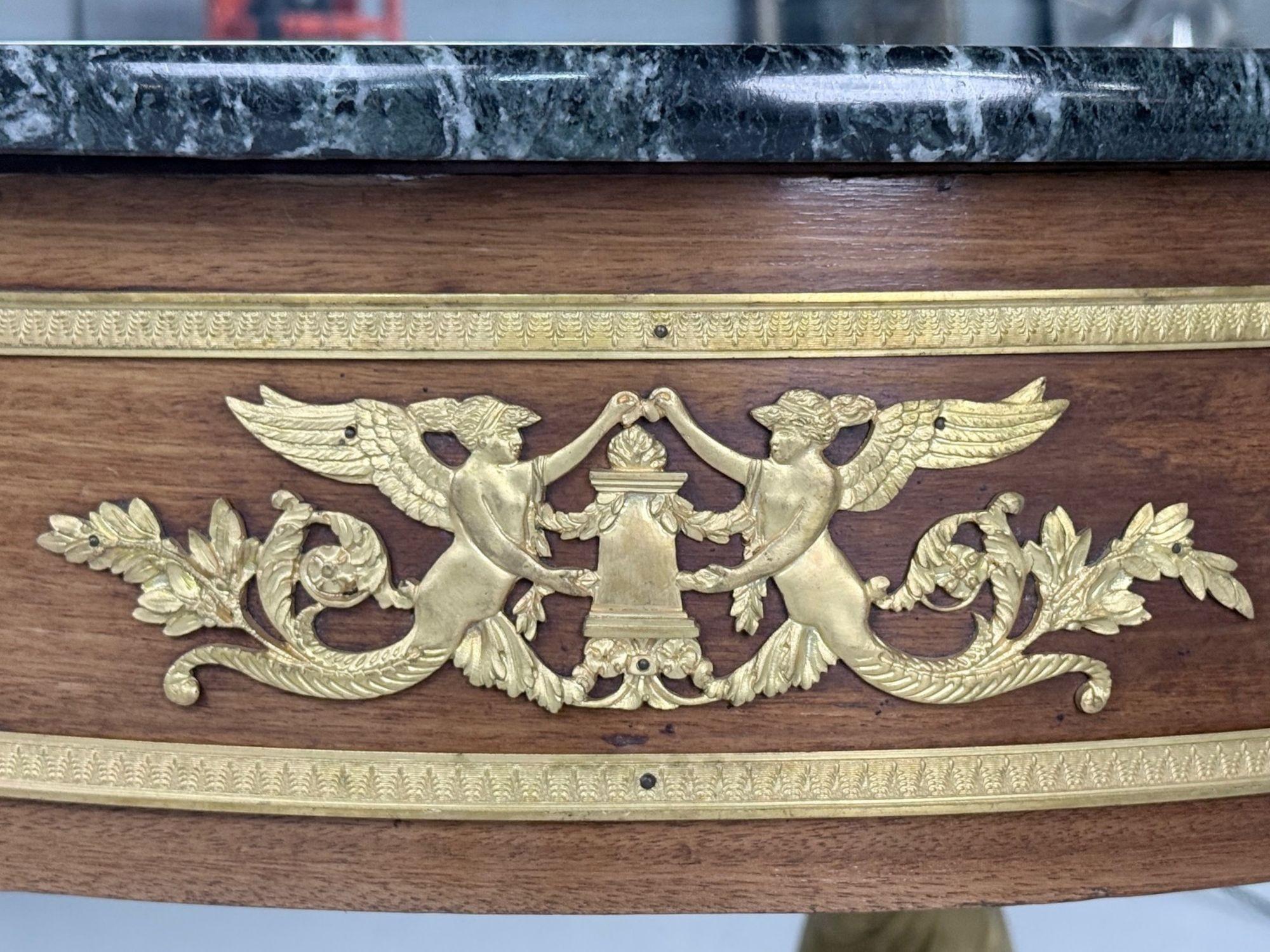 Francese Specchio e console monumentale in mogano e bronzo, Francia, XIX secolo. in vendita