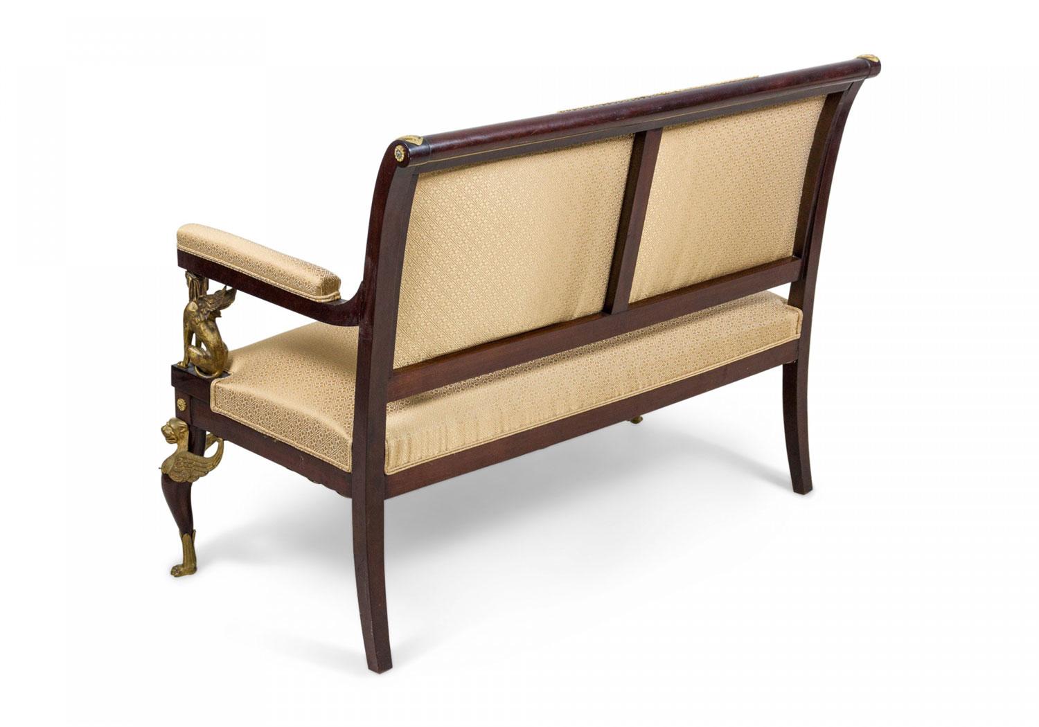 Français Empire Revival Upholstered Mahogany and Ormolu 7-Piece Salon Set en vente