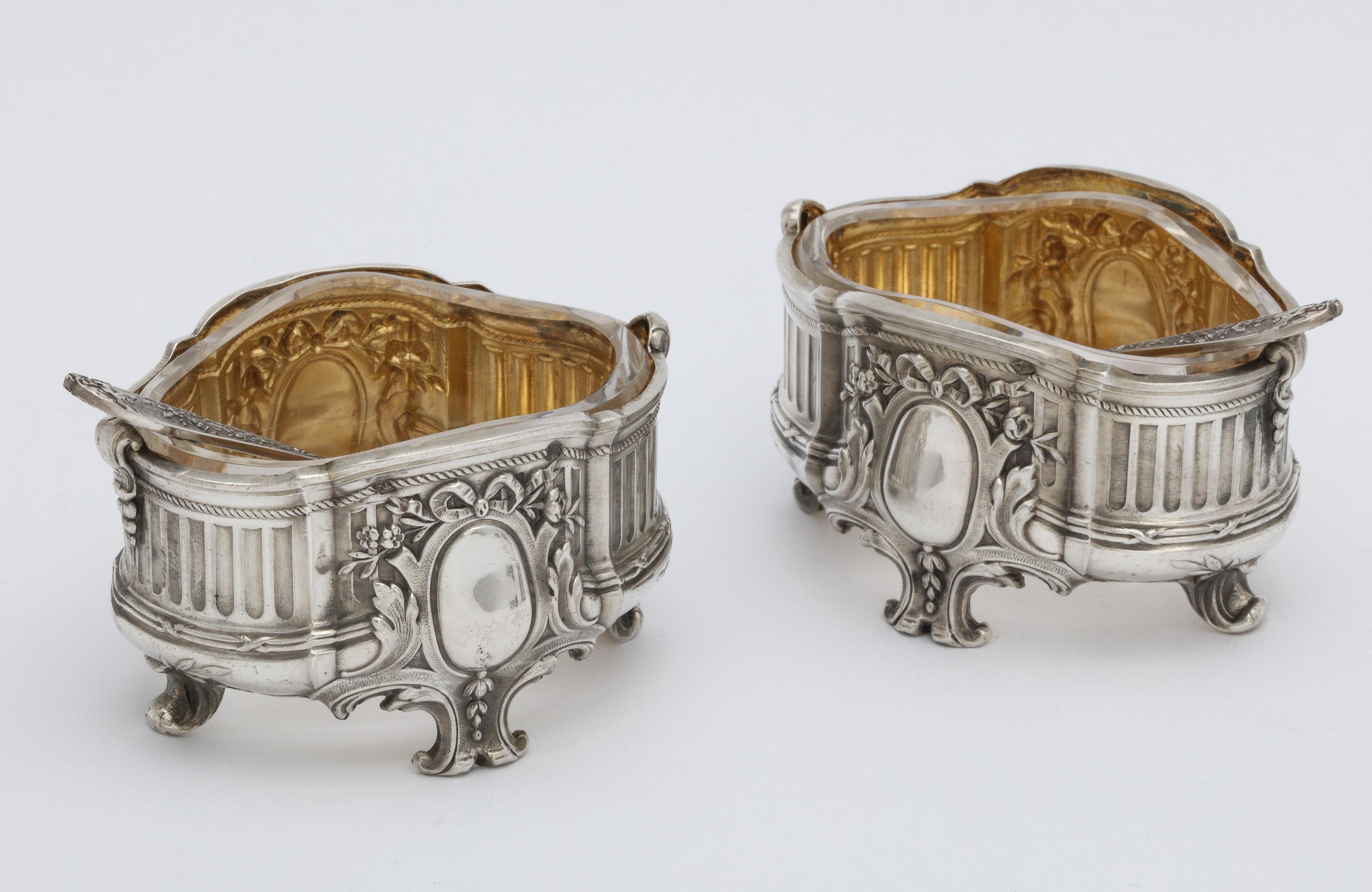 Empire Set of Four French Sterling Silver '.950' Footed Open Salt Cellars-Venner In Good Condition For Sale In New York, NY