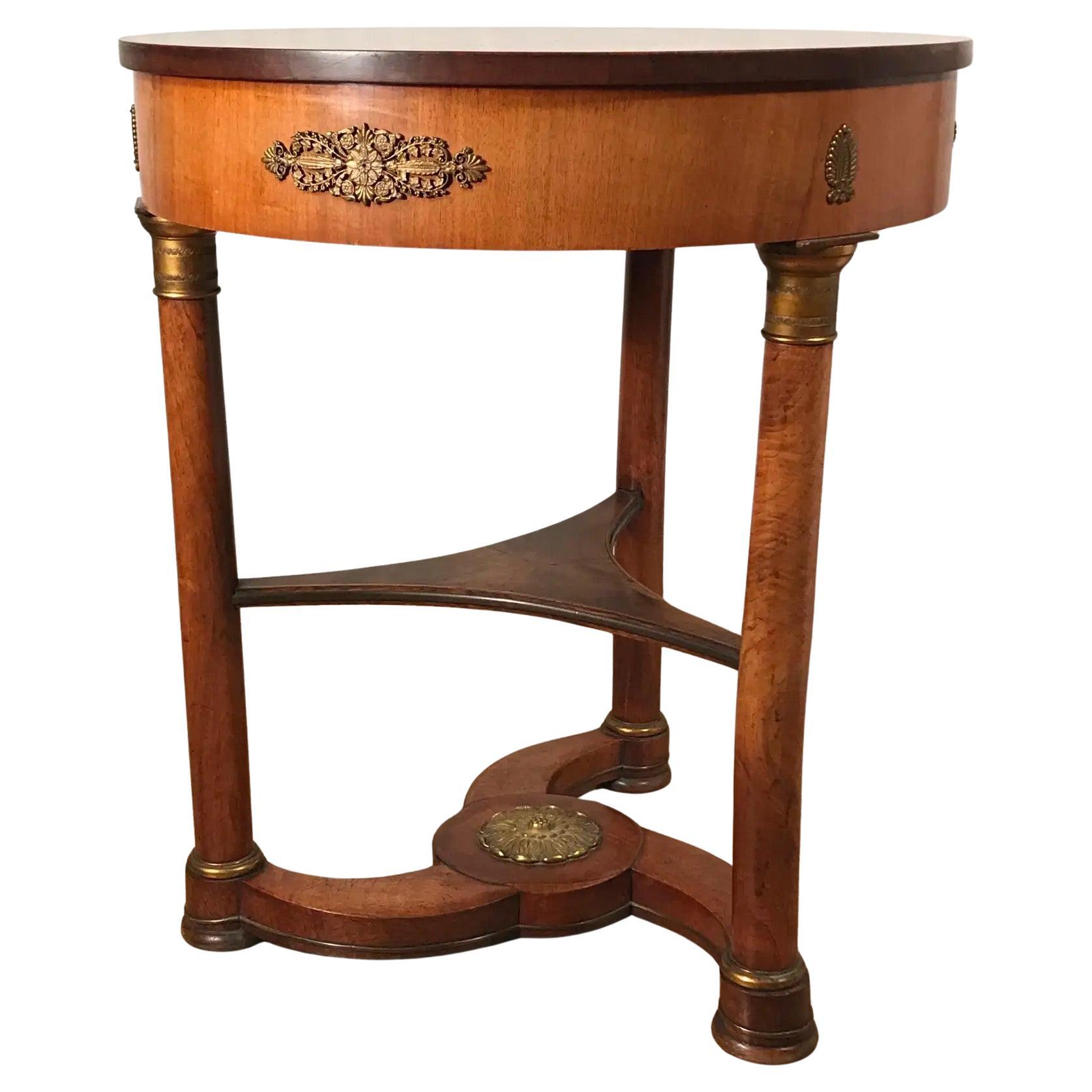 Table d'appoint Empire, France 1810-15, acajou Bon état - En vente à Leimen, DE