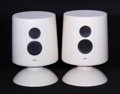 Altavoces / Mesas auxiliares Empire